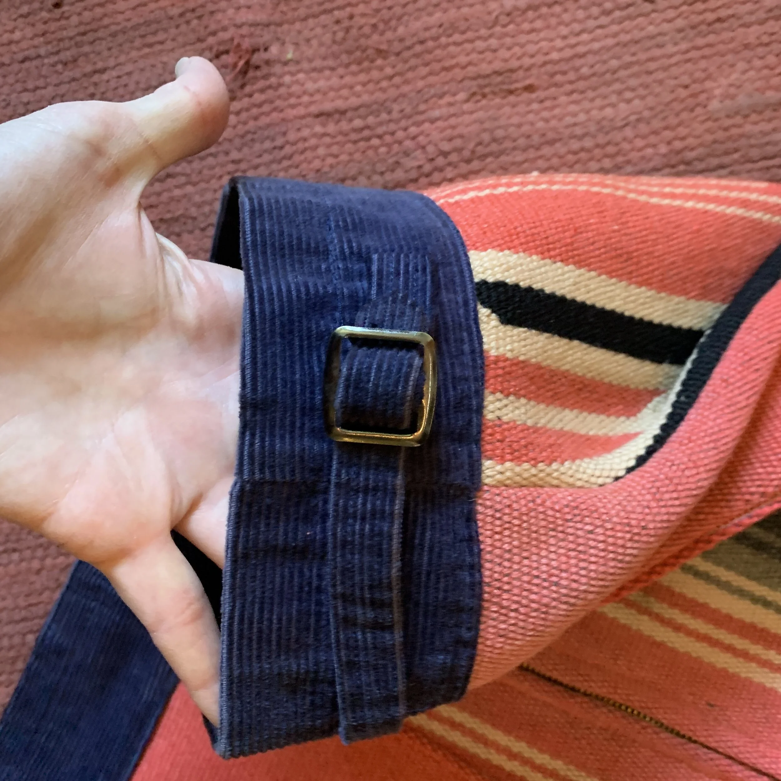 42B651D6-3E95-4FE6-8AE3-8A54AE4D19D0