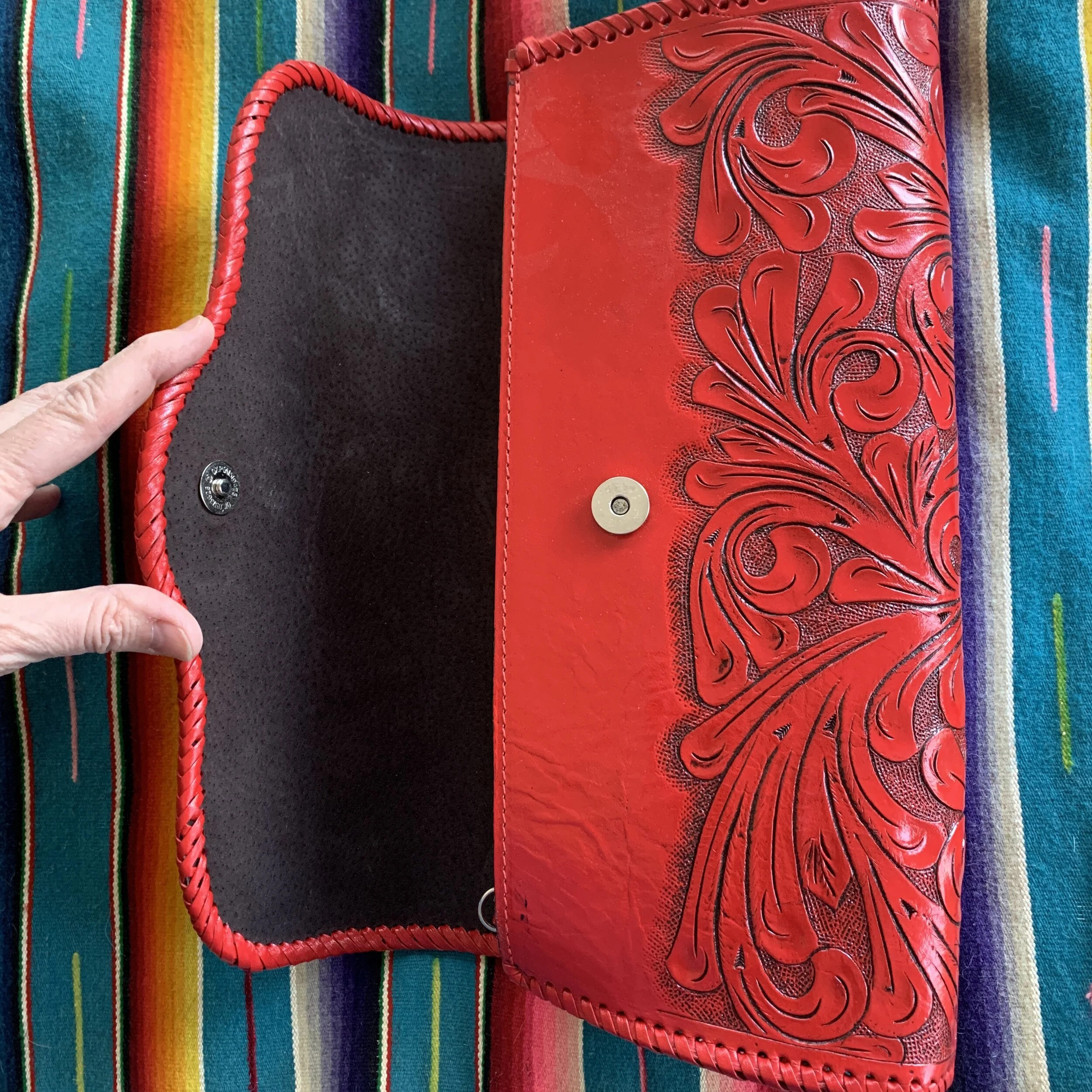 F7D03CAB-BA5C-4839-B1F7-A80BB00F2998