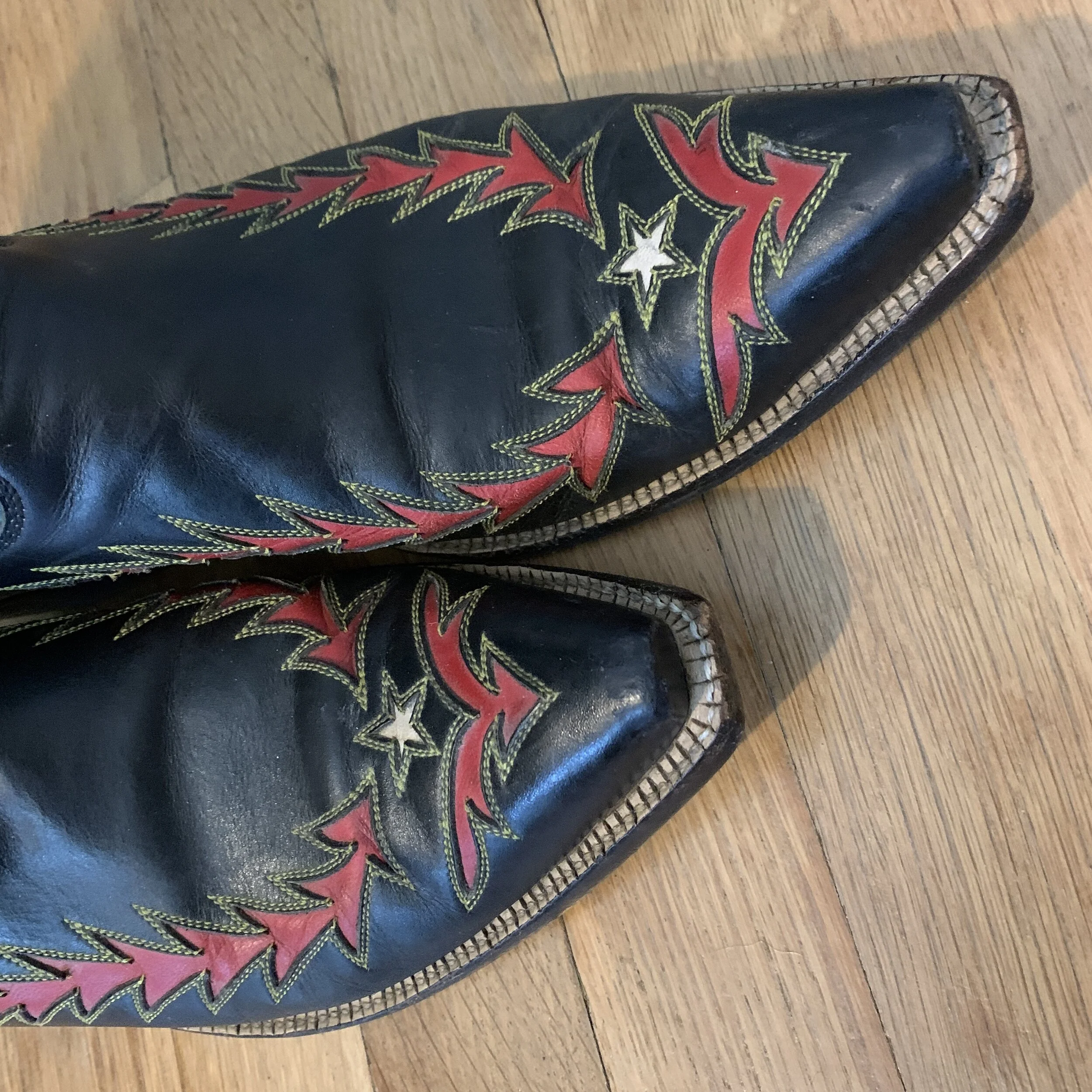 C6046EEB-1997-4CDC-B930-88B3E70FBC70