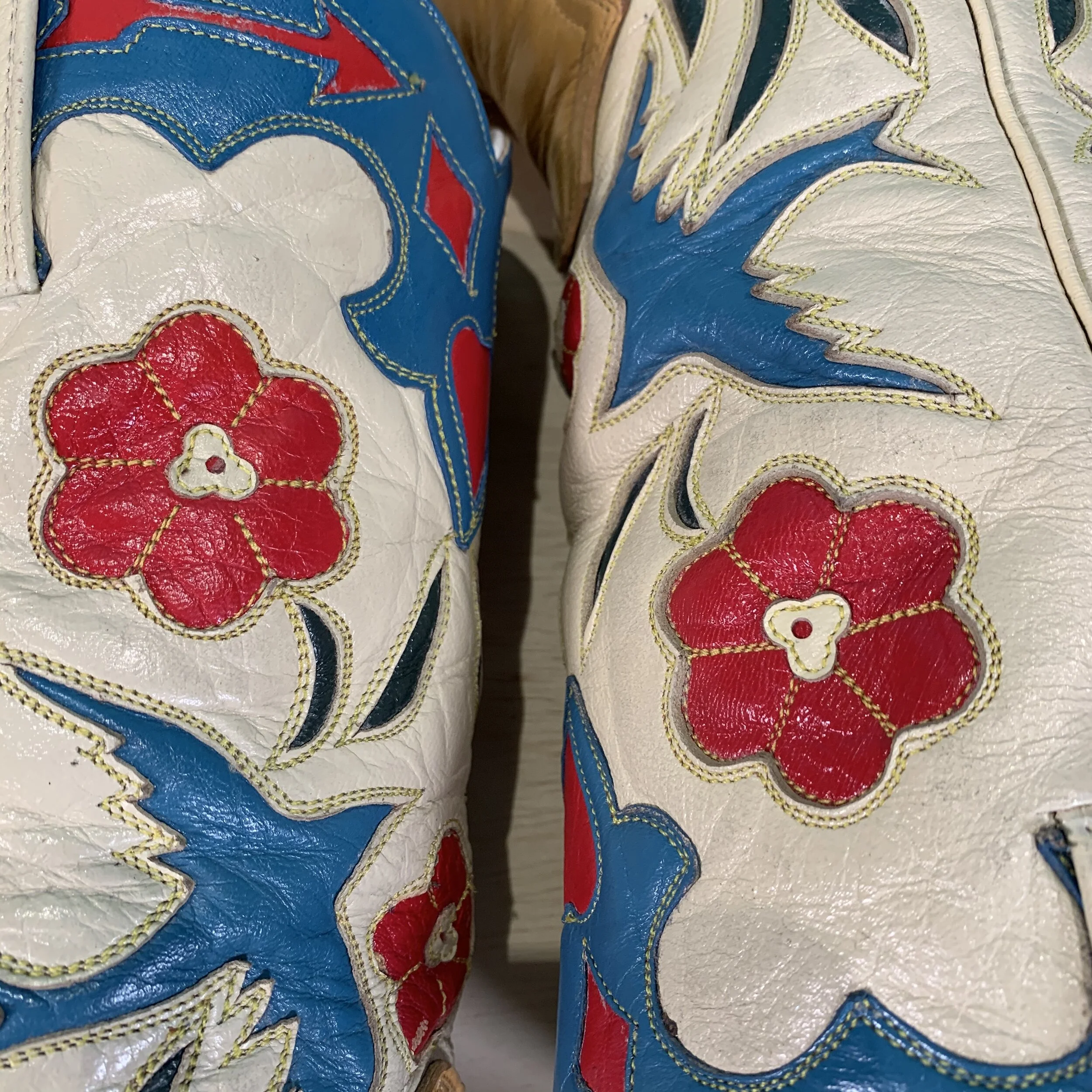 8E60E8E4-3A1B-4E03-A718-DA03B5F7CC99