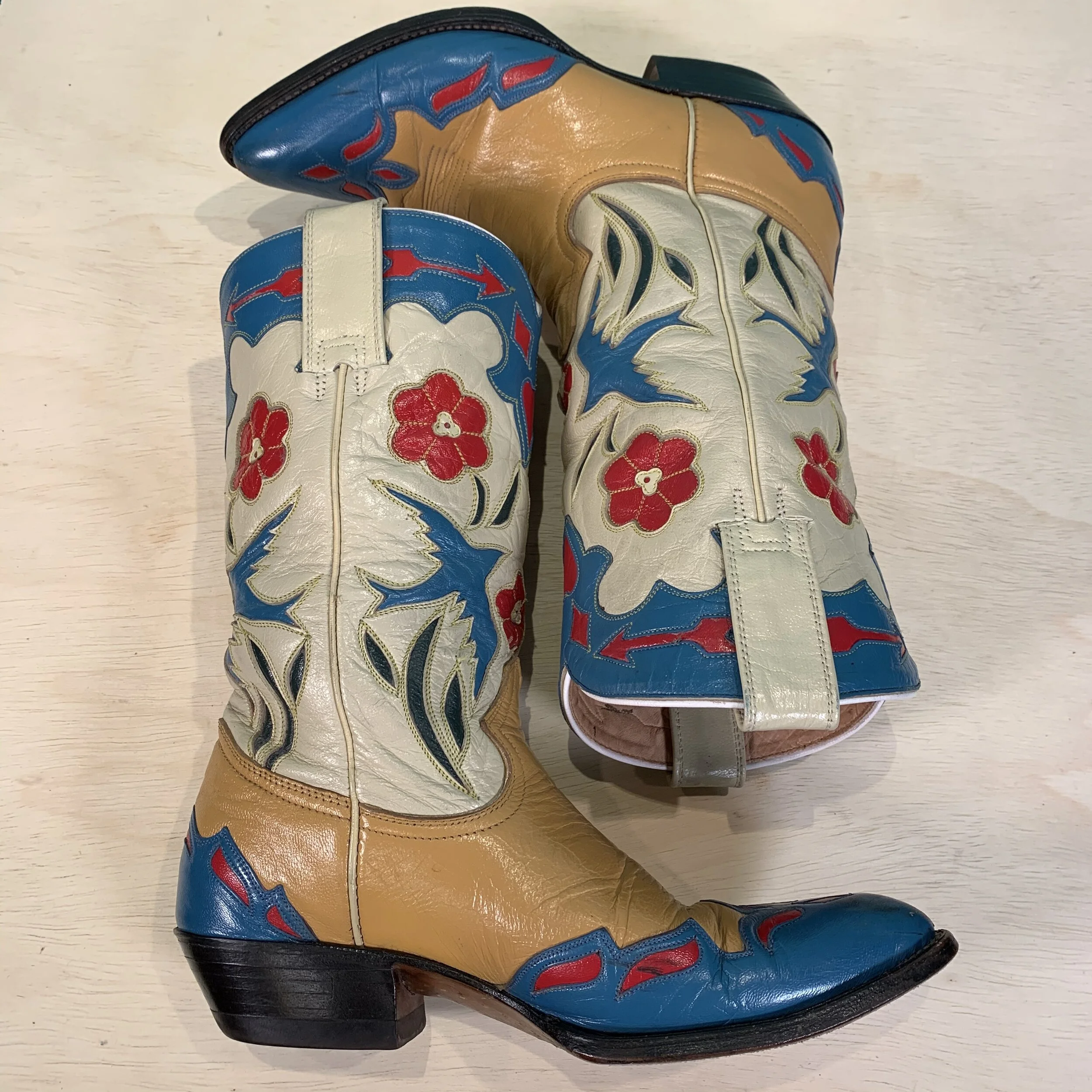 6B5BE2CC-6325-486A-A903-6F231D790E6B