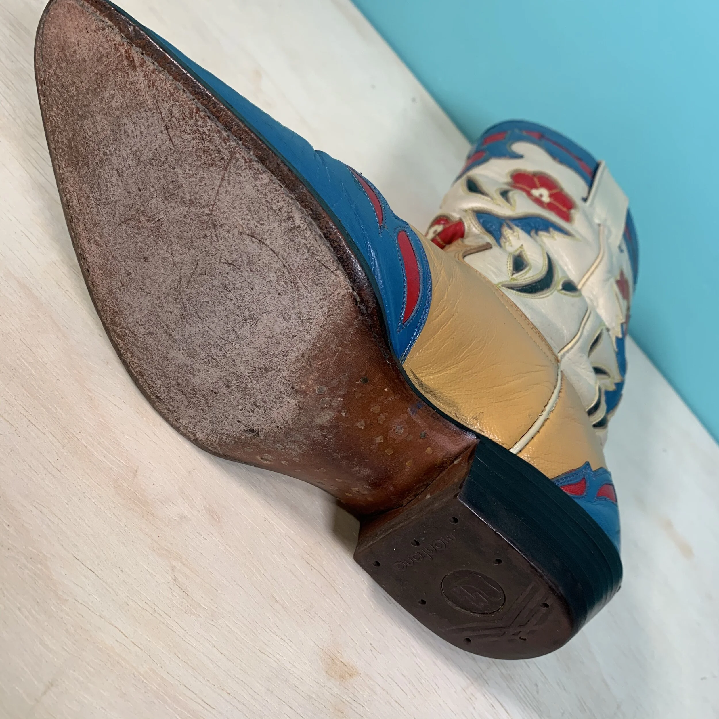 3FCEB492-711D-4AD4-B3E6-915D24F5CF1B