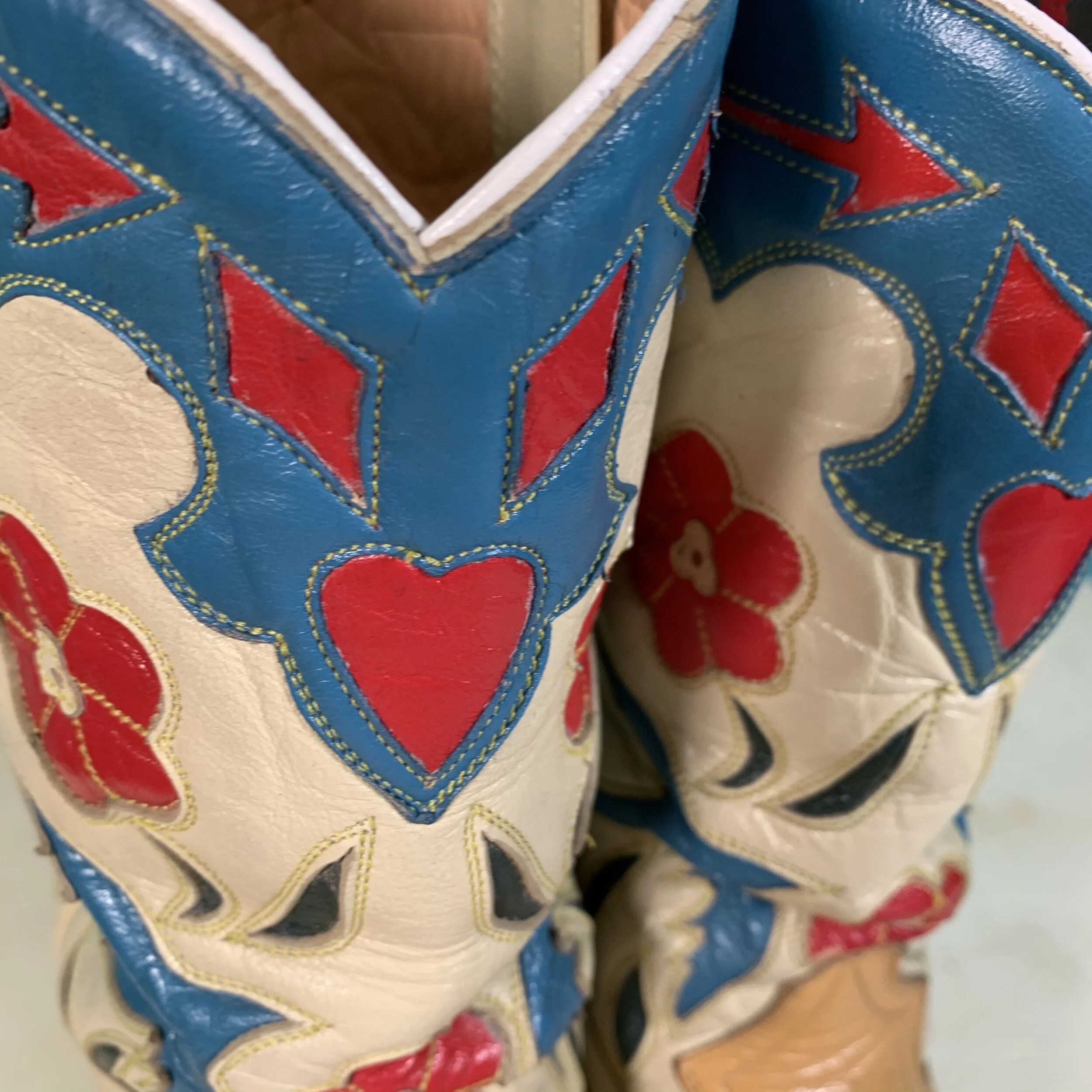 E2284B44-E8E8-4433-A636-EAA3BD67C0D9