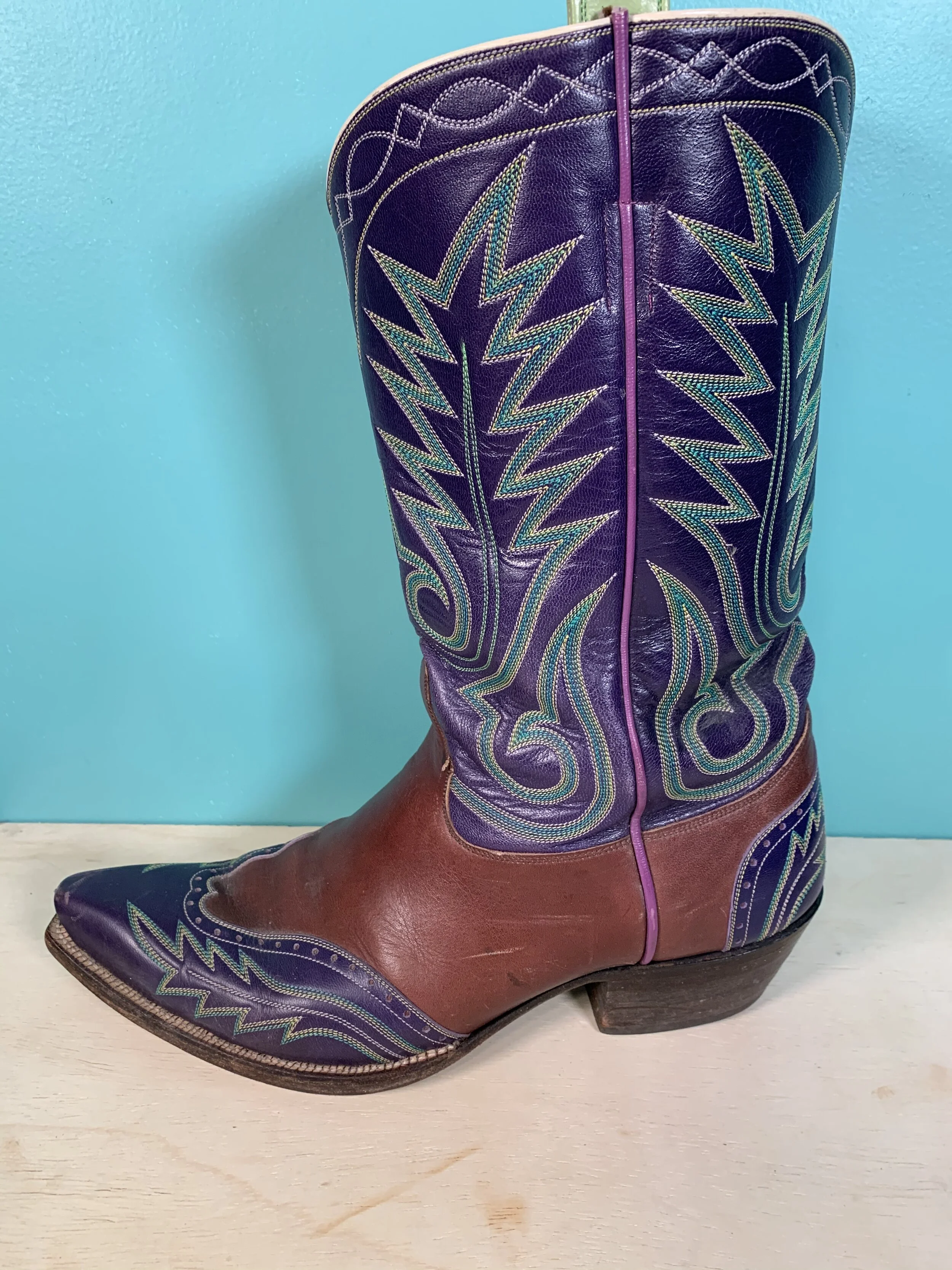 6A2F0A26-9314-4A6A-882B-5AE959A13192