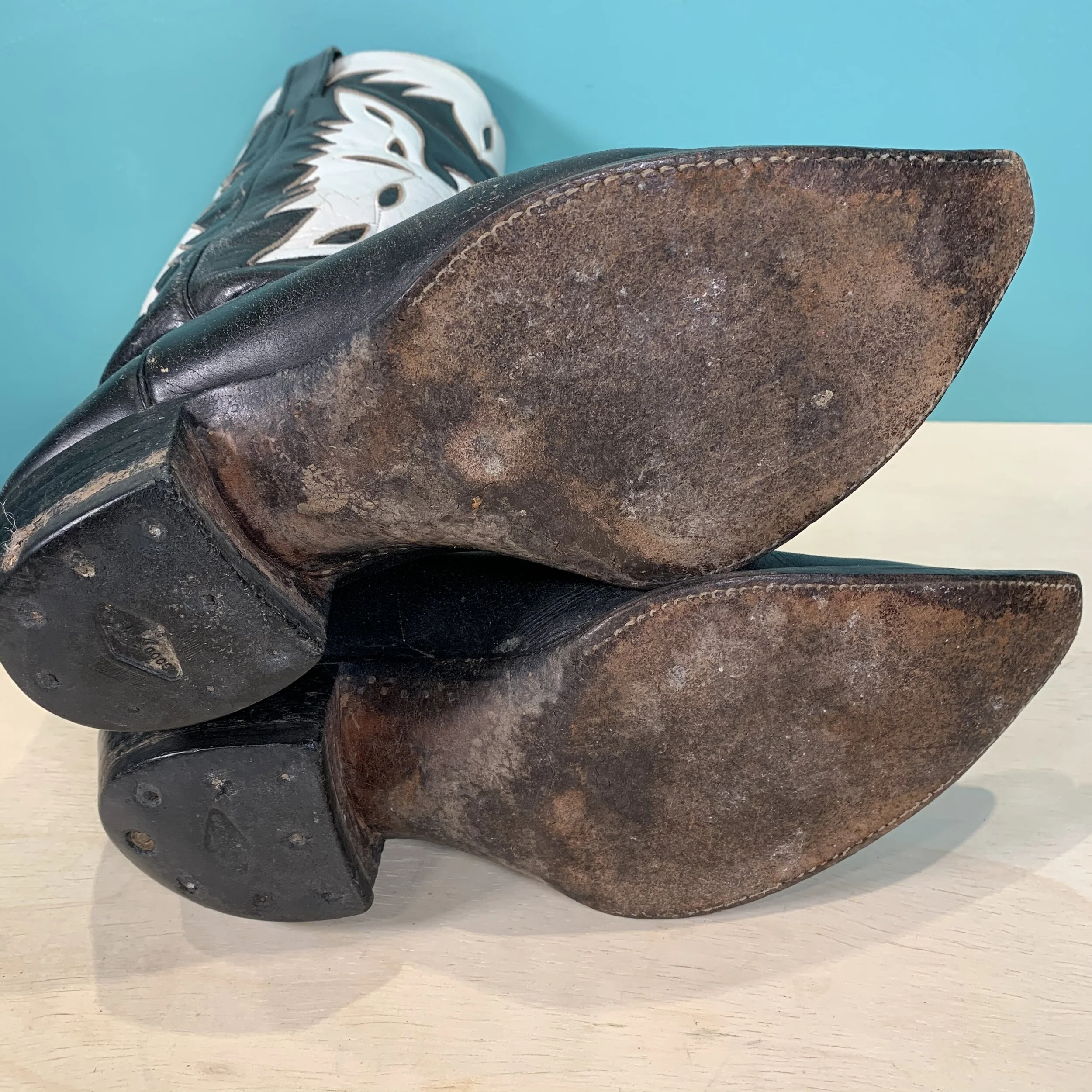 DFEDC043-517F-48CB-8CC9-093AC9ABBD2E