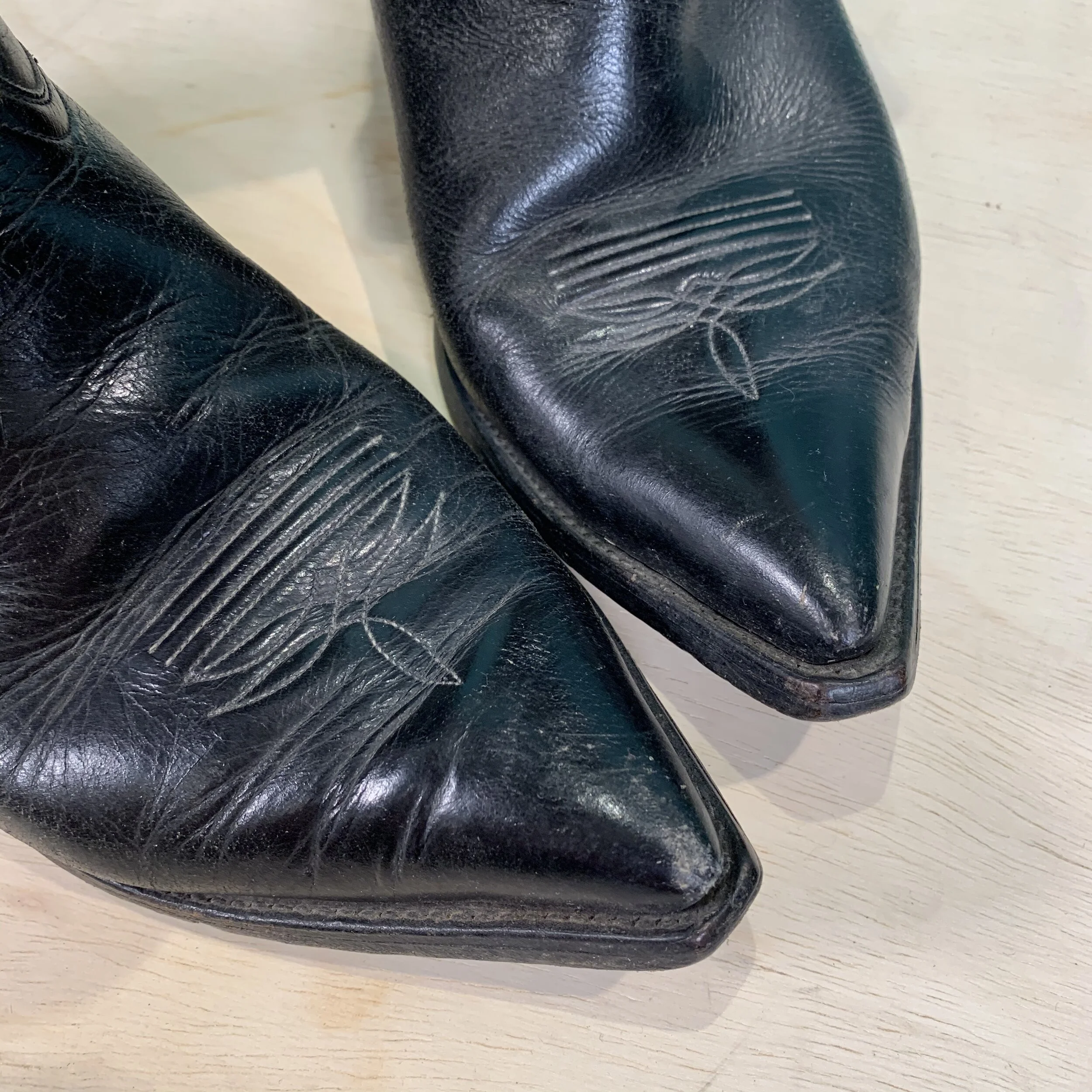 A05727FE-7E84-4B3C-A68A-74EC99F71A4E