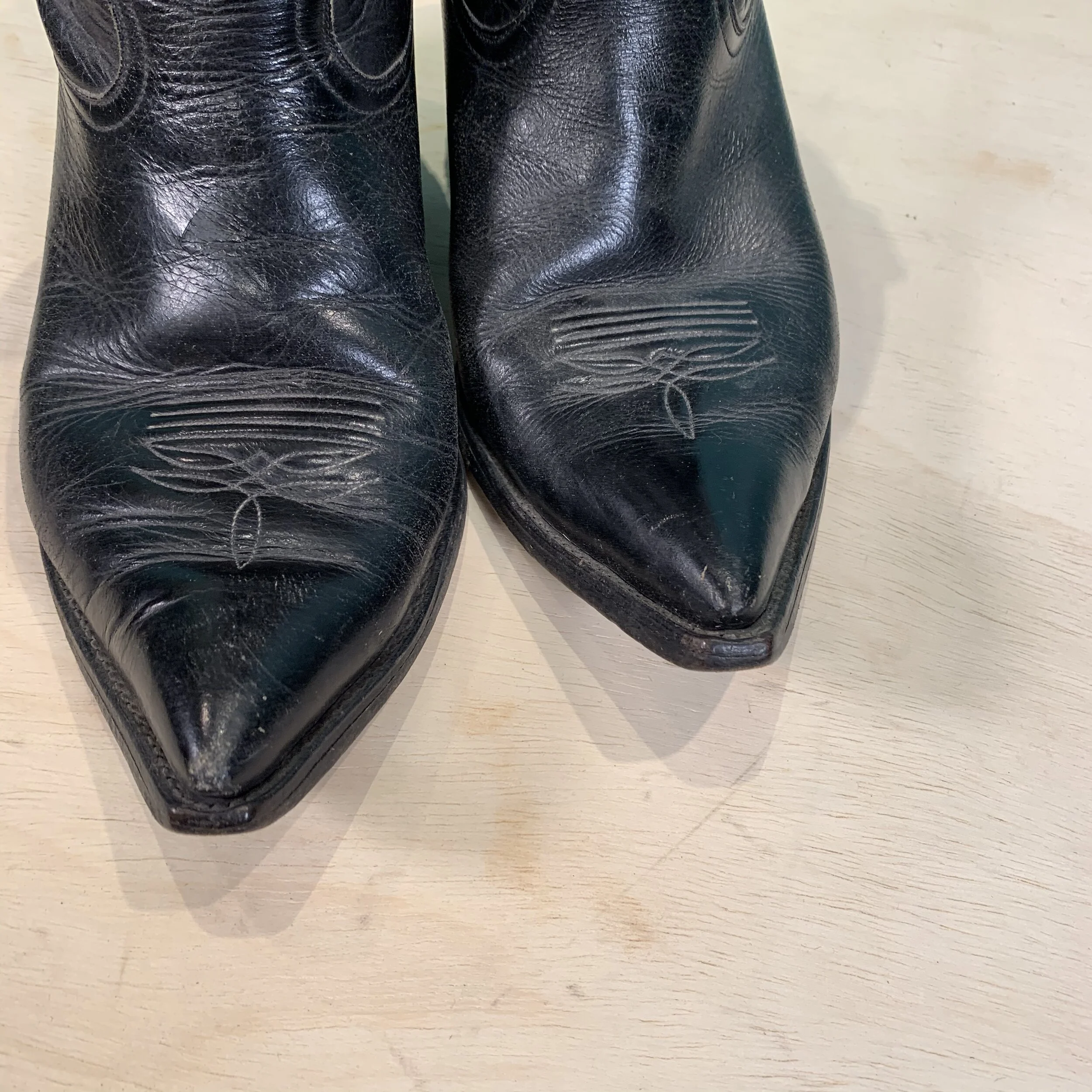 E0A4BBE2-6883-405E-AF2F-23E244F914F6