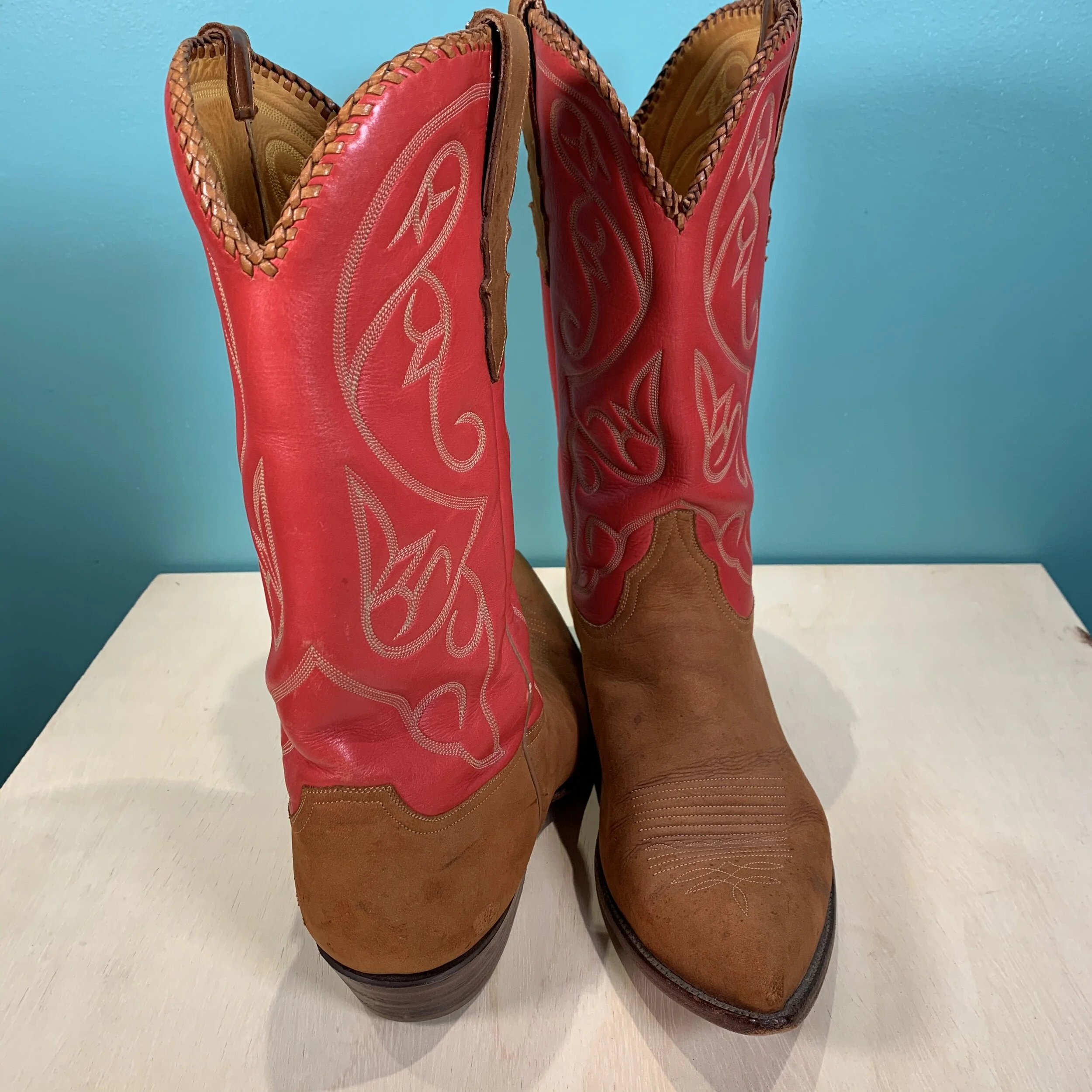 D40A5A9C-74FB-4527-A56A-A0807A96E2AD