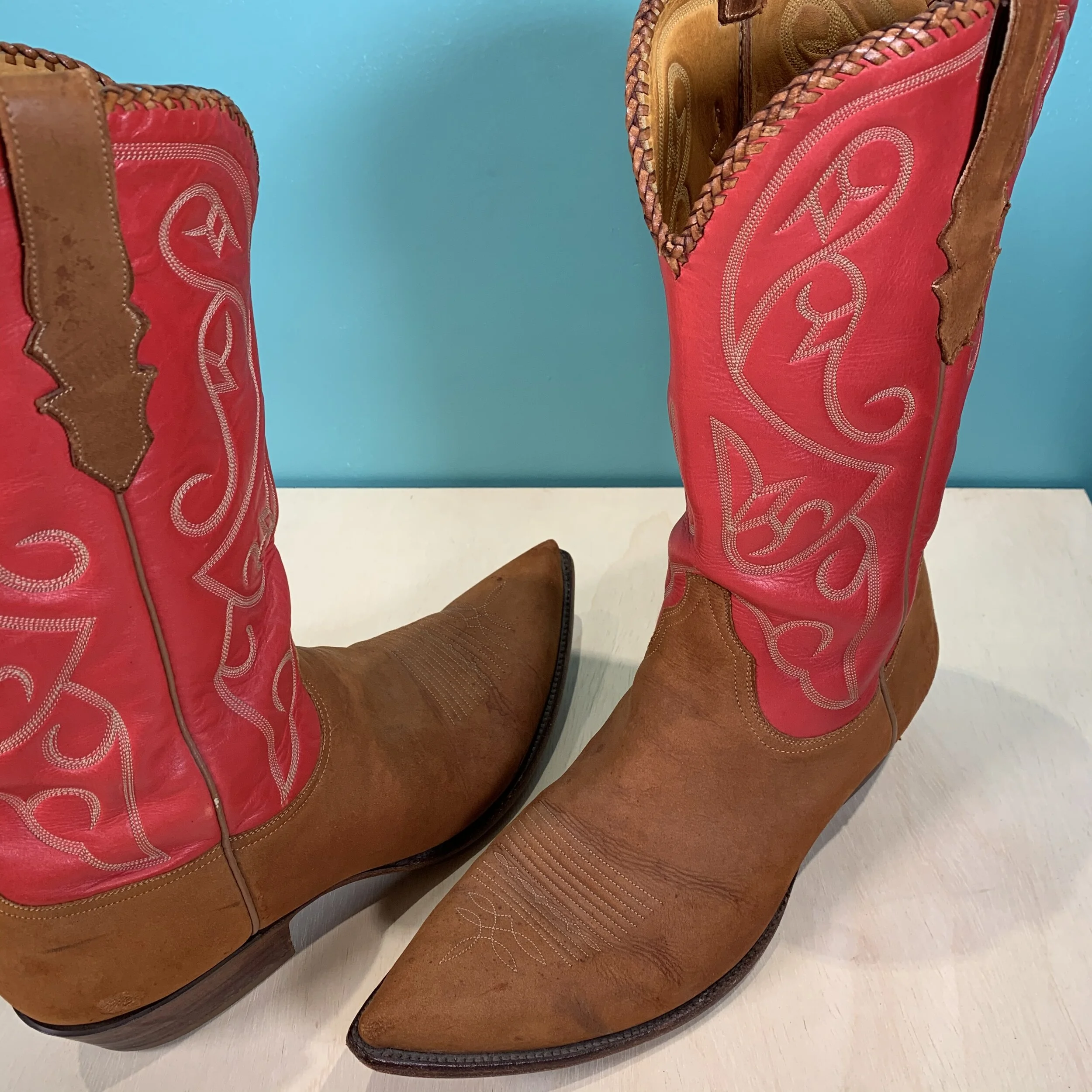 D29B9F5B-6D6D-4A04-9759-DB9BF234D282