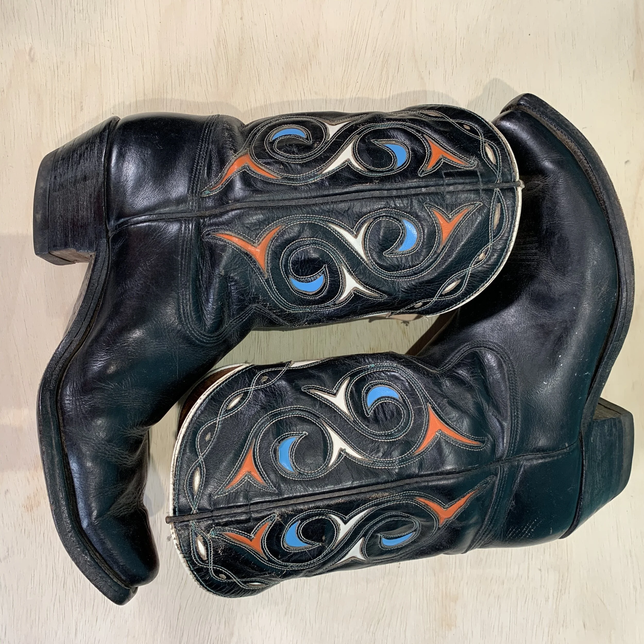 776536A9-8181-478D-B4B9-DE322EEF827A