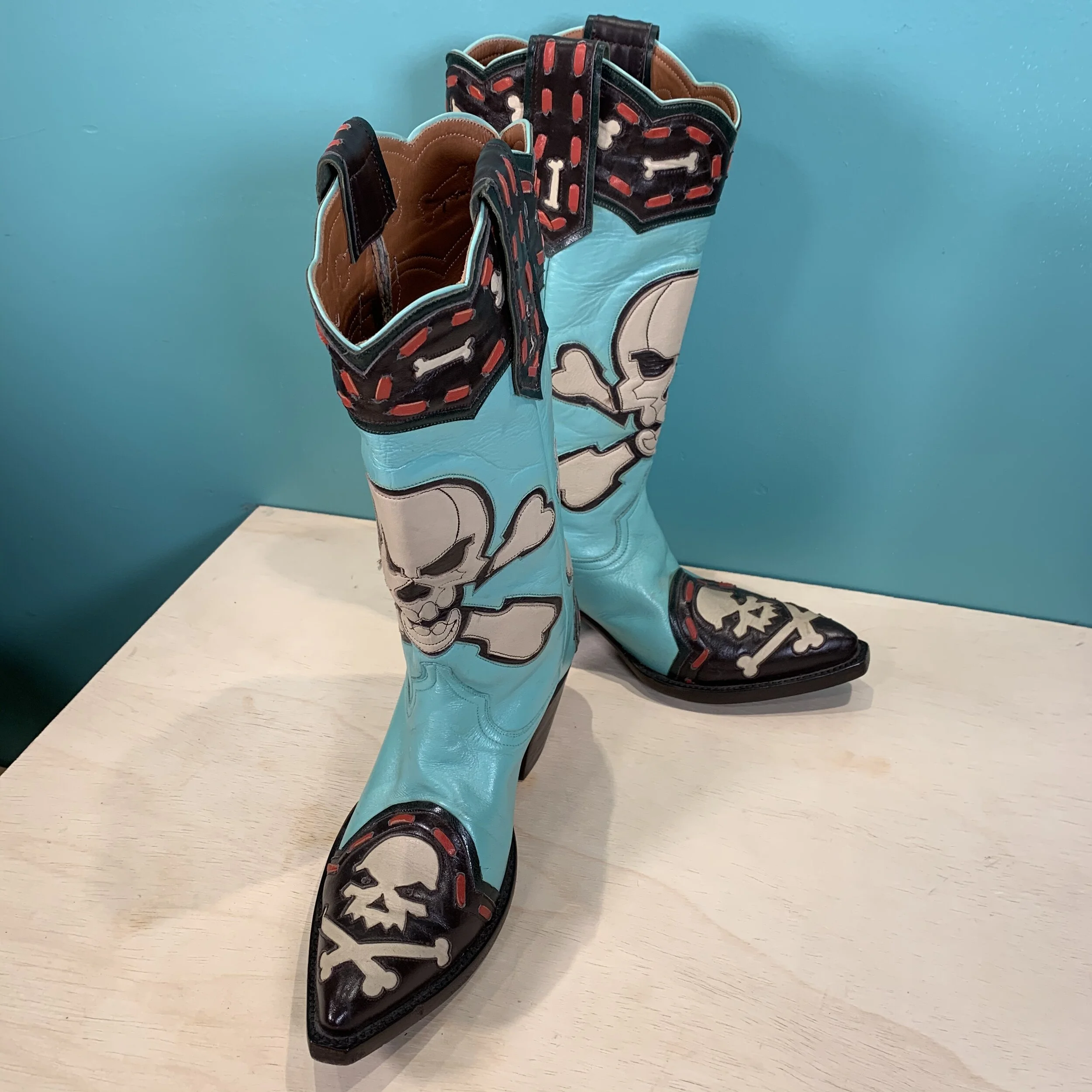 C76952EE-67A5-40C4-B228-28CF8FF88078