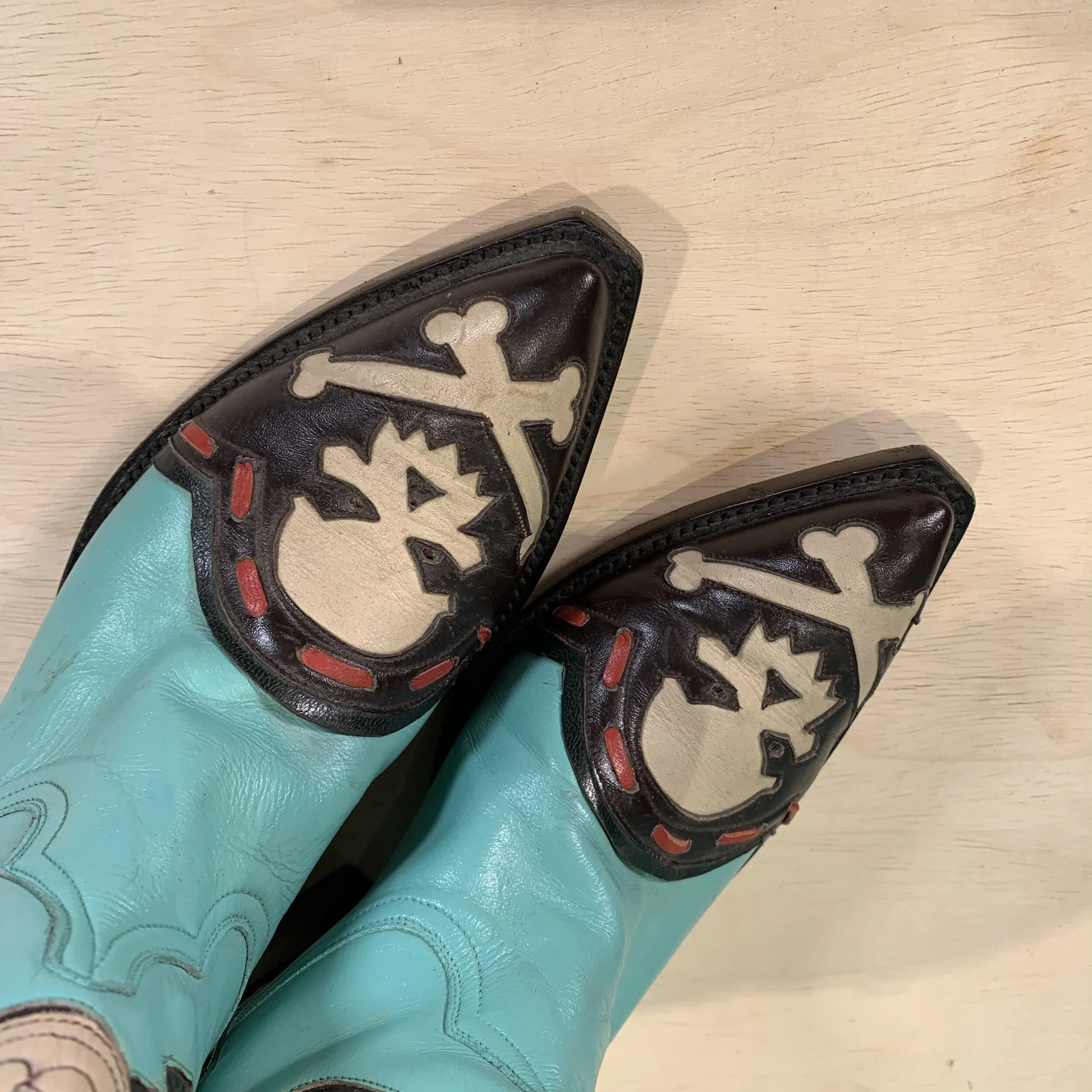 C061B73A-2AD7-4803-AA8B-96A0E41942D4