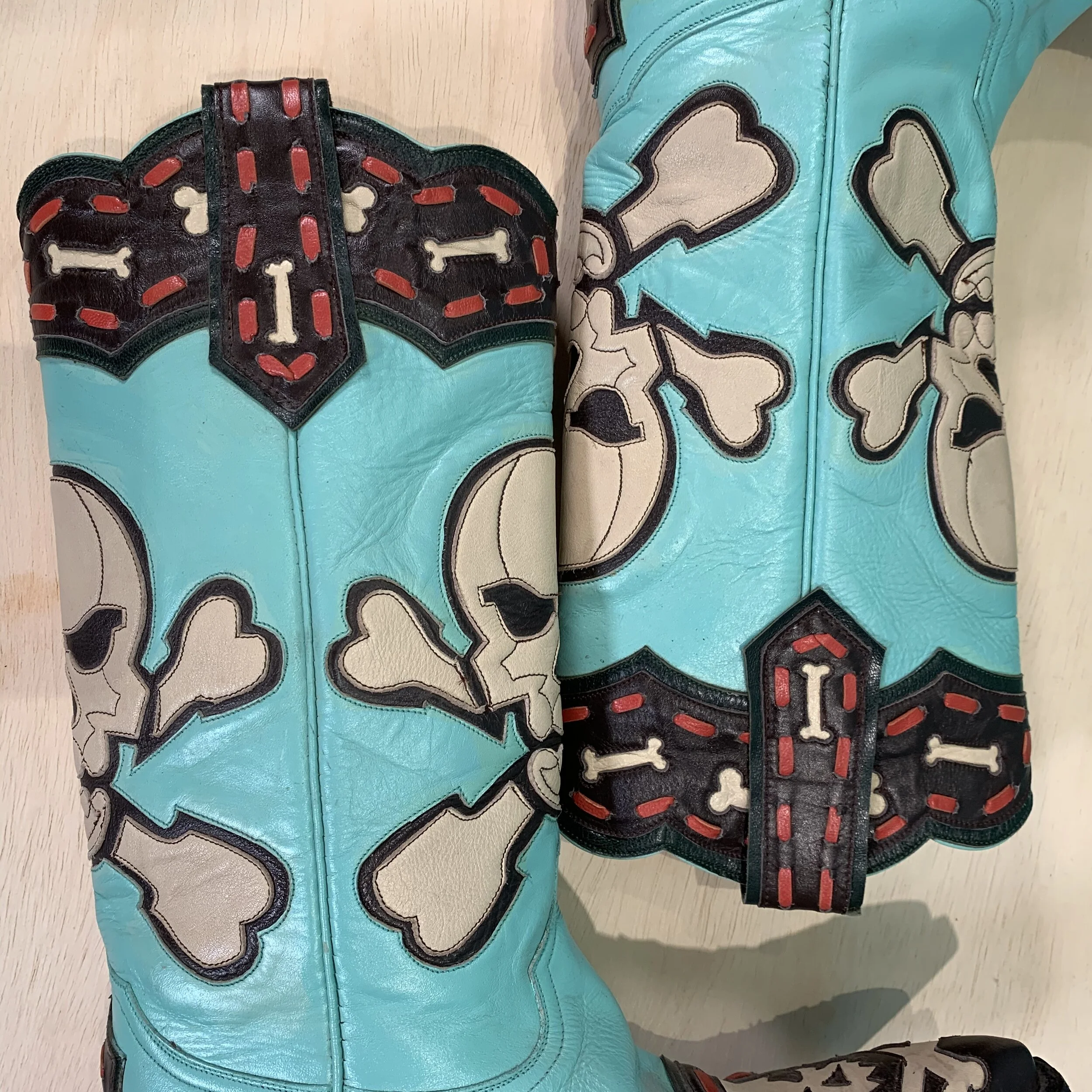 65E371D9-61CF-4D8A-852E-1F2F5439A793