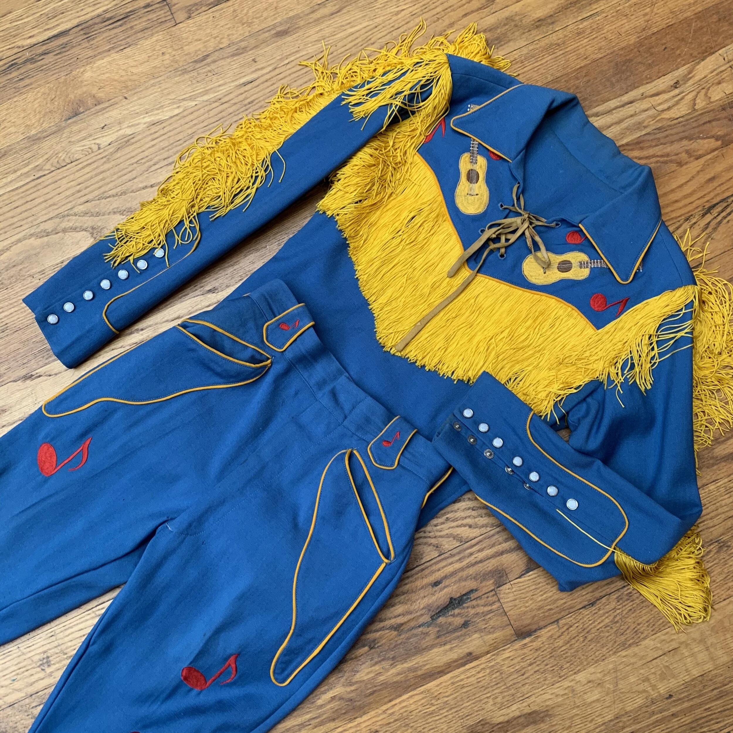 8D43885A-43EF-484C-96A2-9CE2FD730A9D