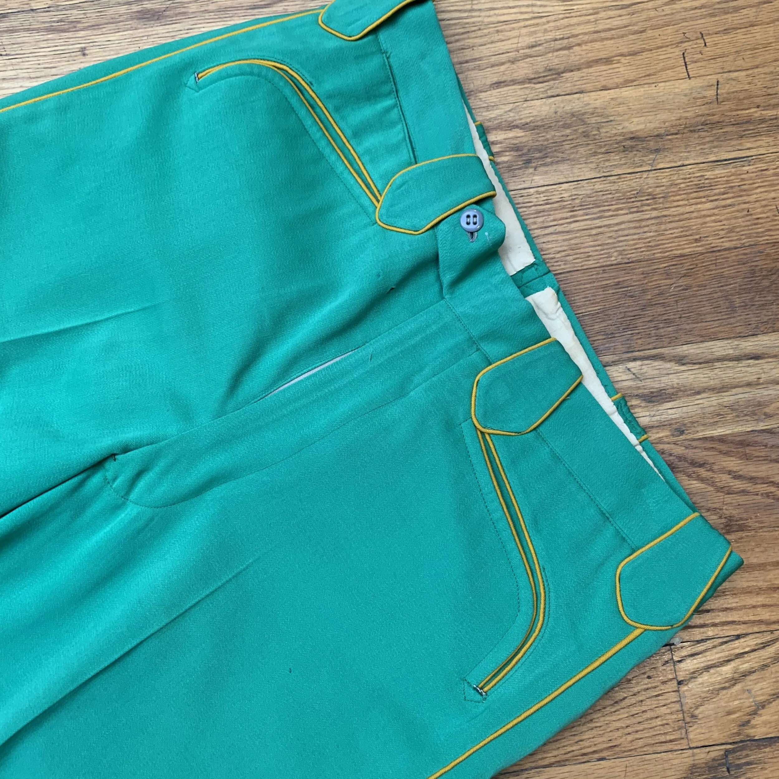 C9CABA3C-6C72-4AE7-88D8-9B5DE5BBFCEE