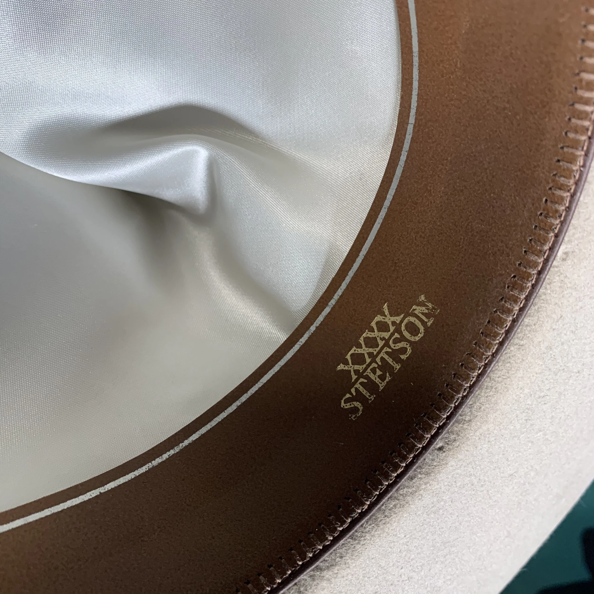 26AEF810-8847-4E53-9645-CDC32F41B54C