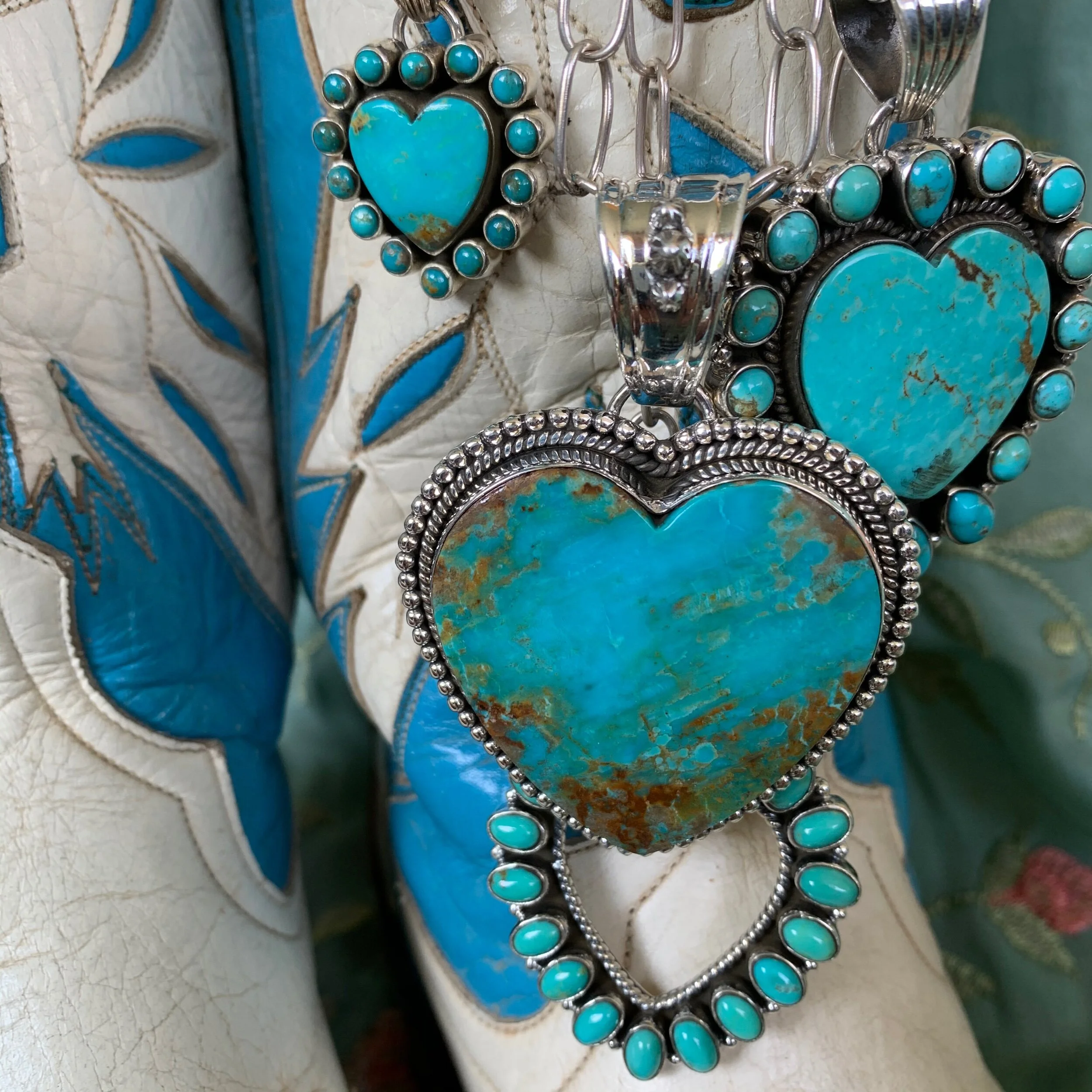 8B9B8BB4-9C7F-4E3F-BE46-8245ABBD152D