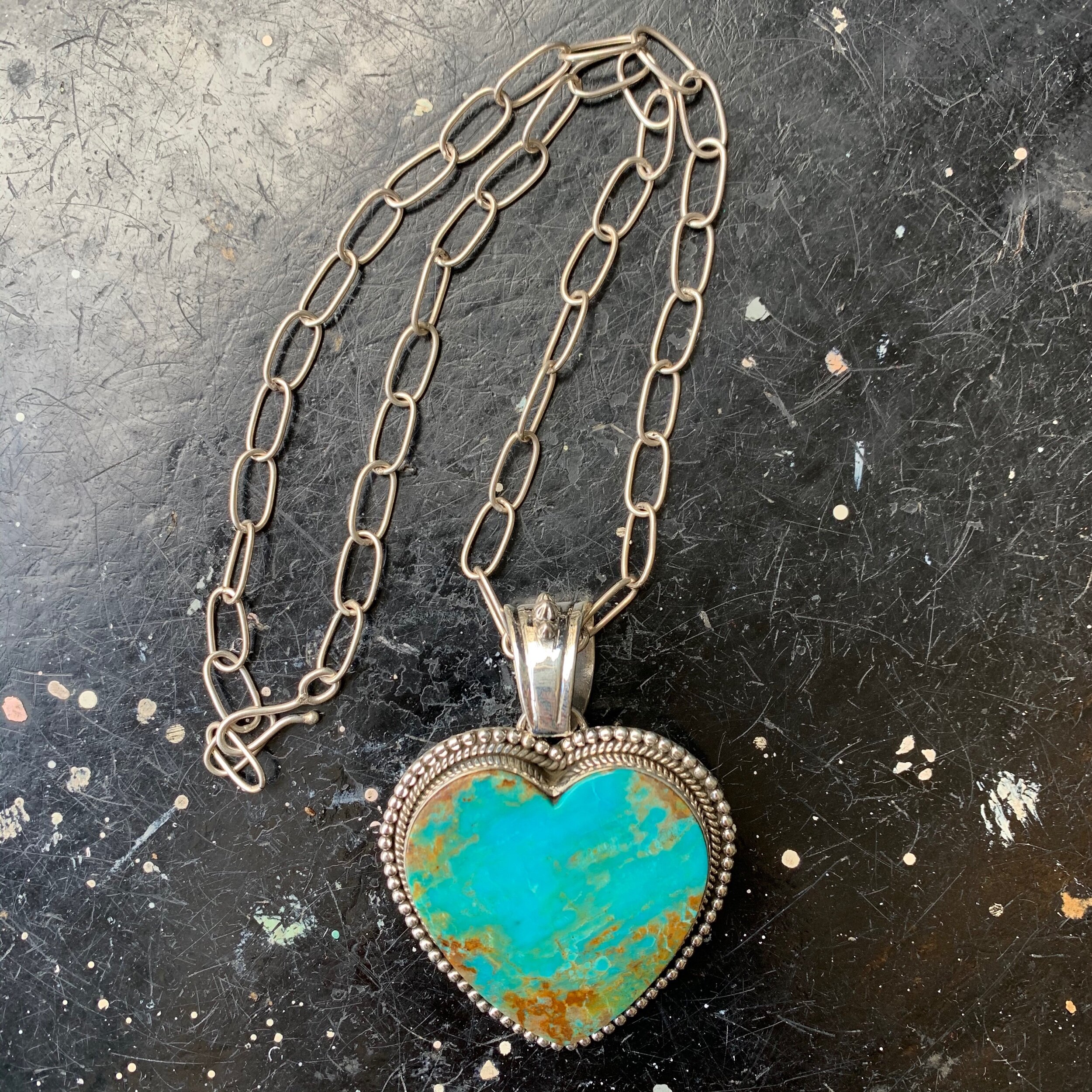 A03D2EDA-978A-4EE9-9D8F-F4812DE8F5A7