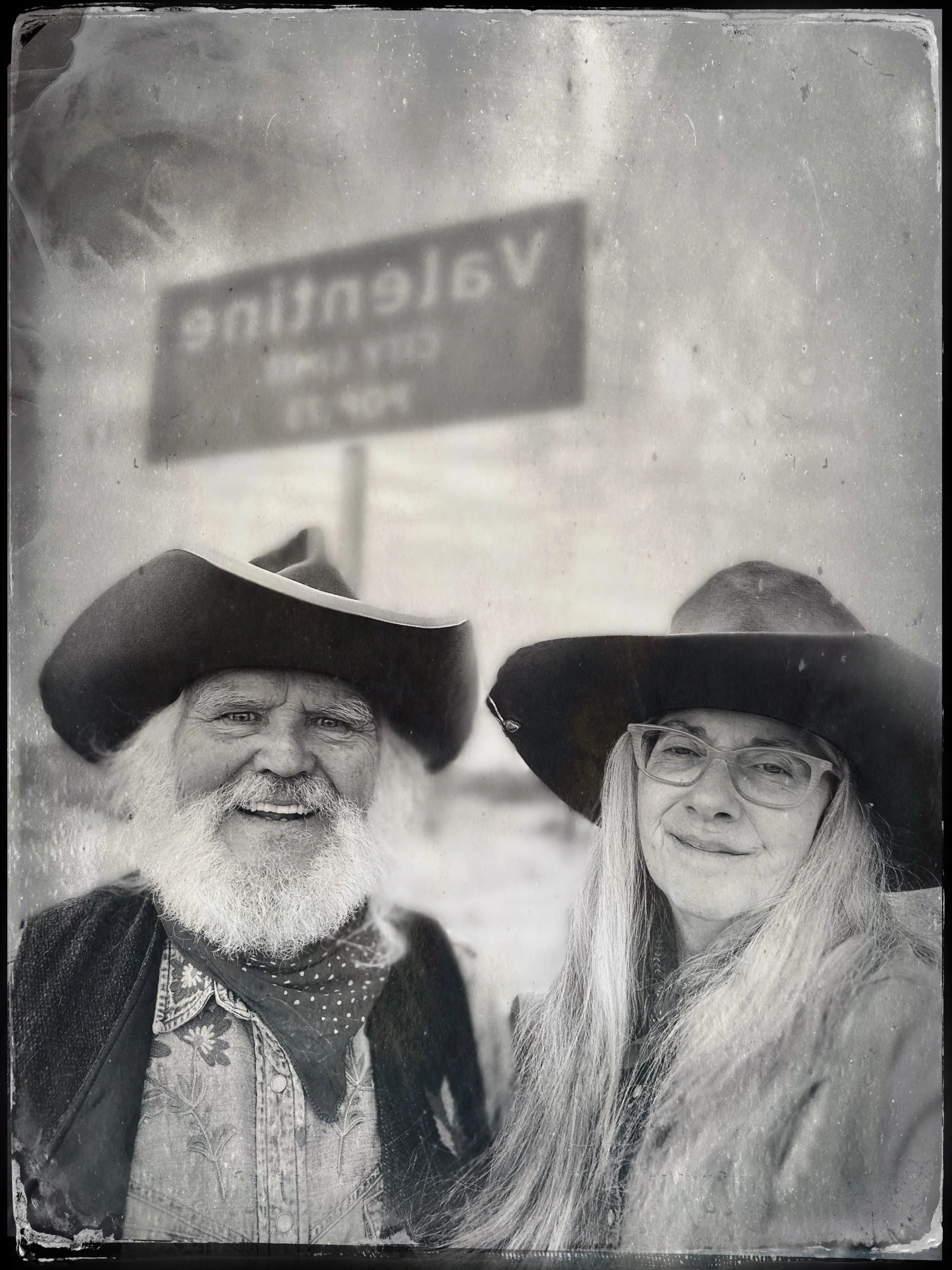 SUPER SHOWROOM Round Top, TX