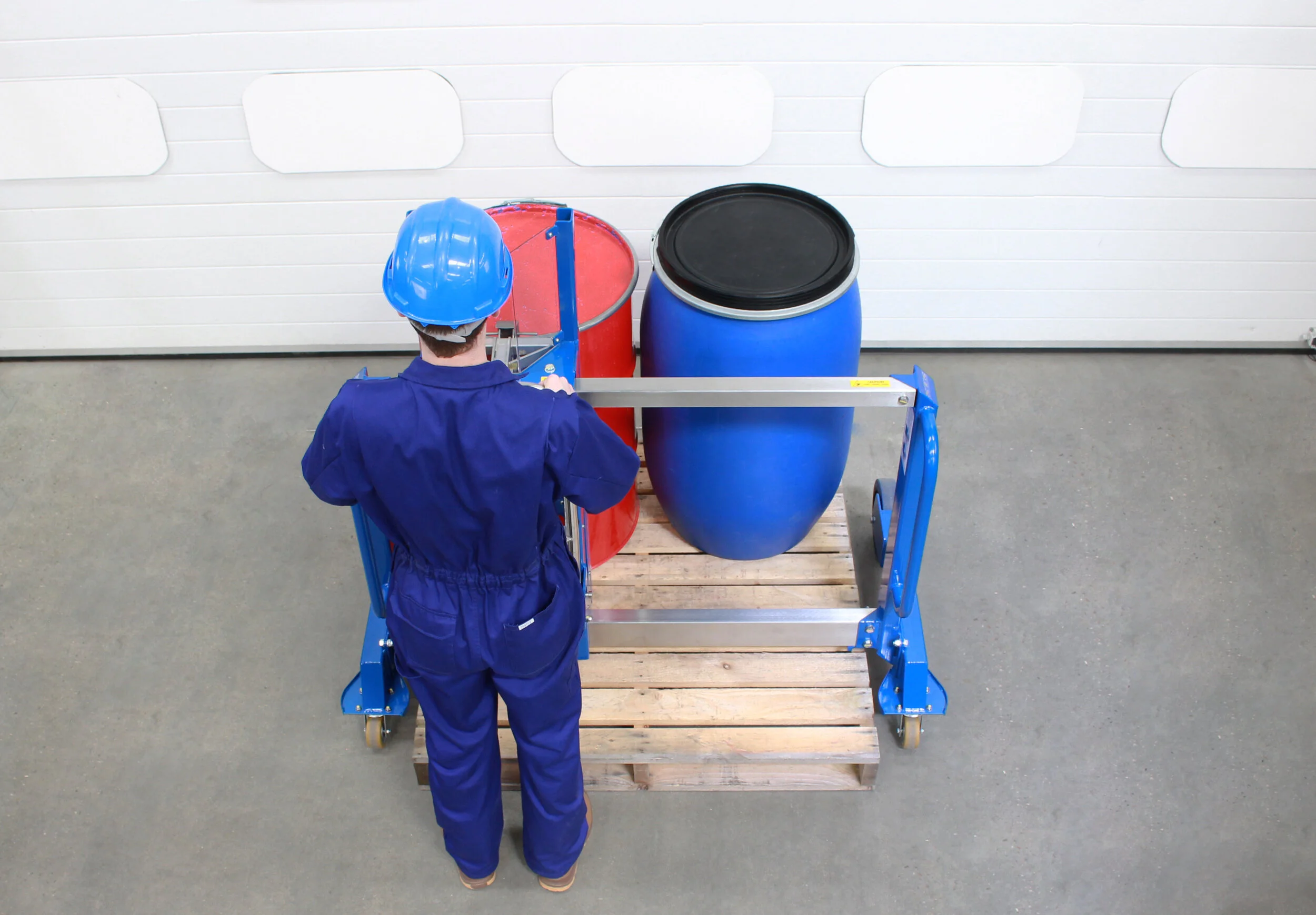 Drum Lifter Drum Palletizer Counterbalanced — Safe Drum Handling Company