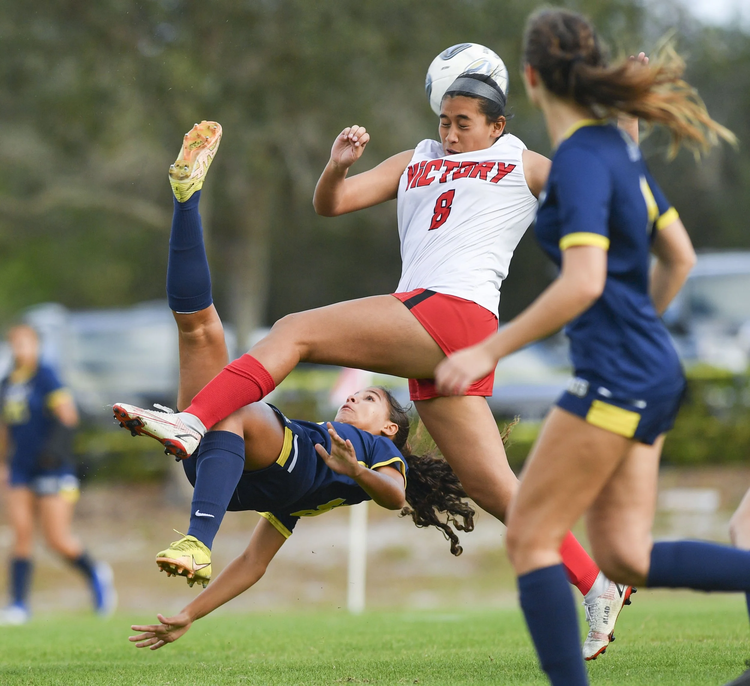 TCN PINE SCHOOL GIRLS SOCCER01.JPG