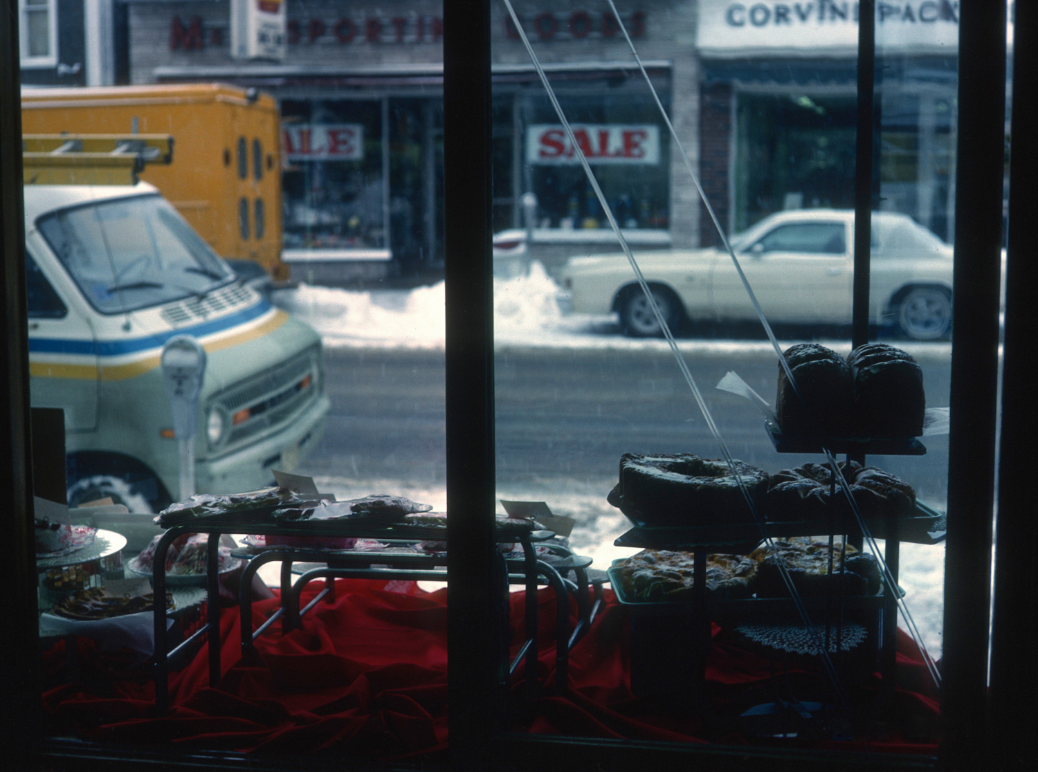  Danforth’s, downtown, inside 