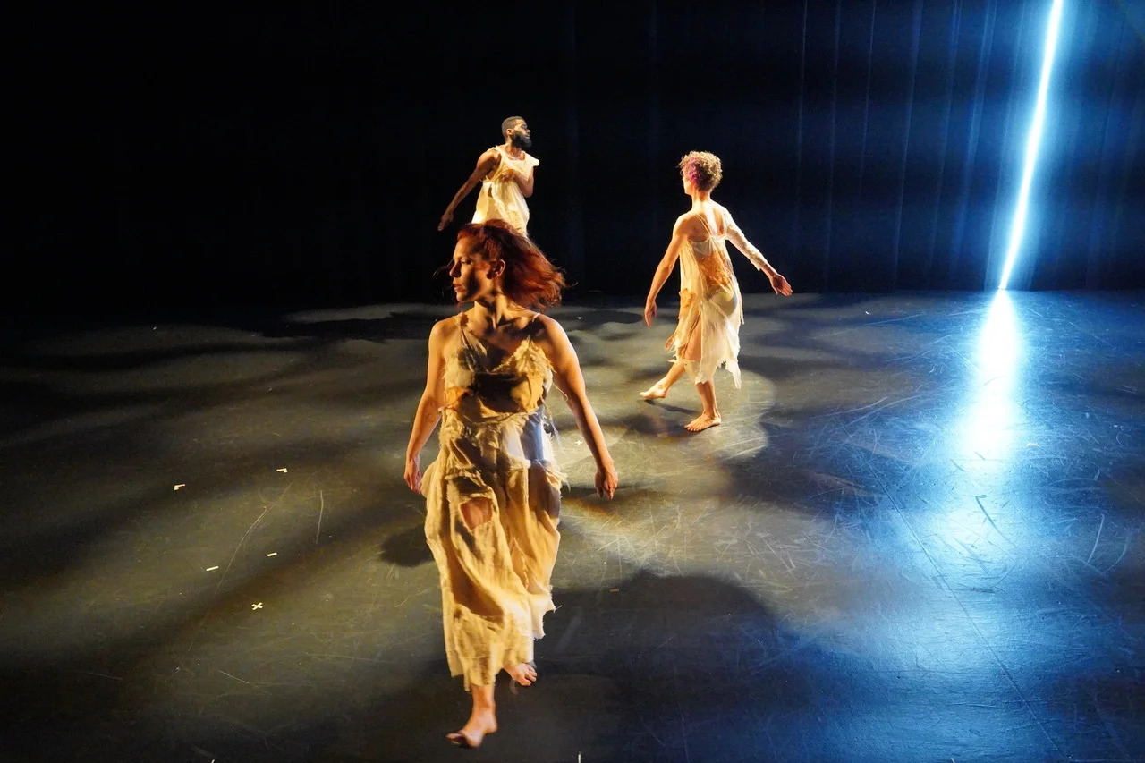 Photo by Arthur Fink