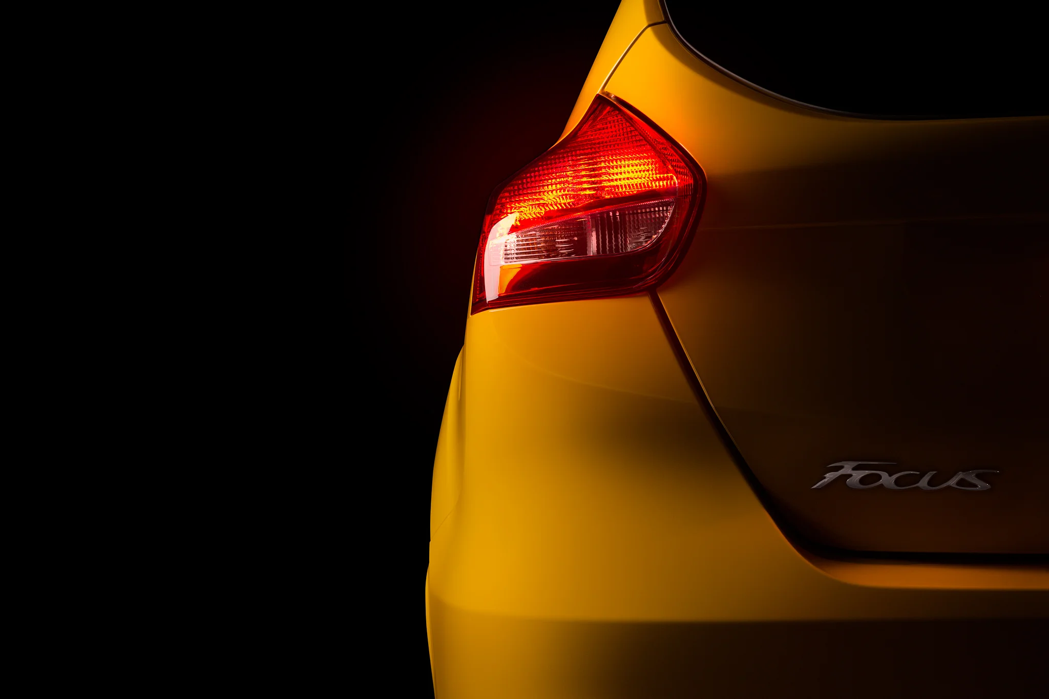 ford_focus-tail2c-SM.jpg