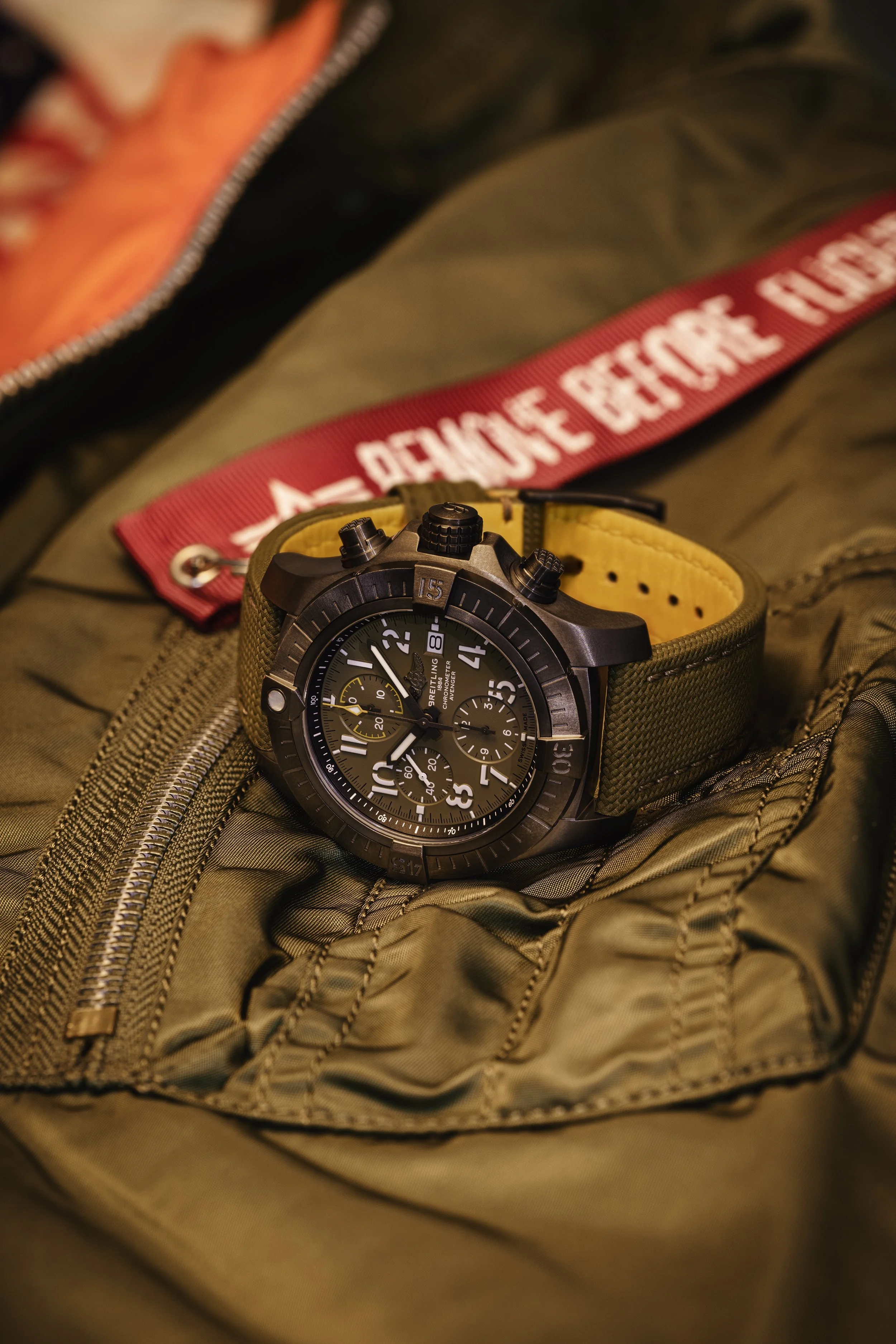 BREITLING_AVENGER-scene-4K.jpg