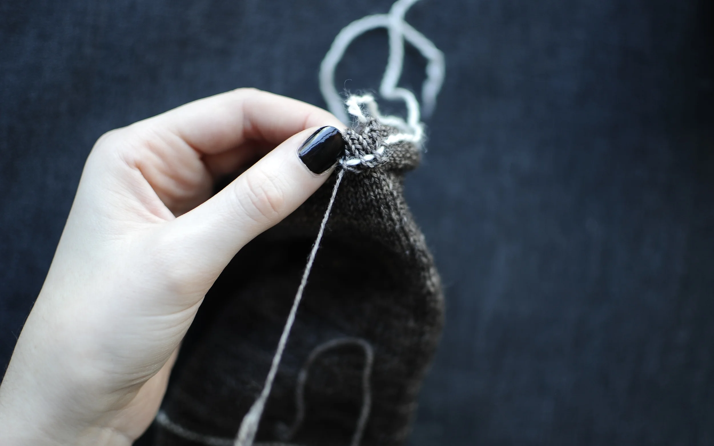 9. Continue to repeat Steps 7 & 8, until all the the stitches have been worked. 
