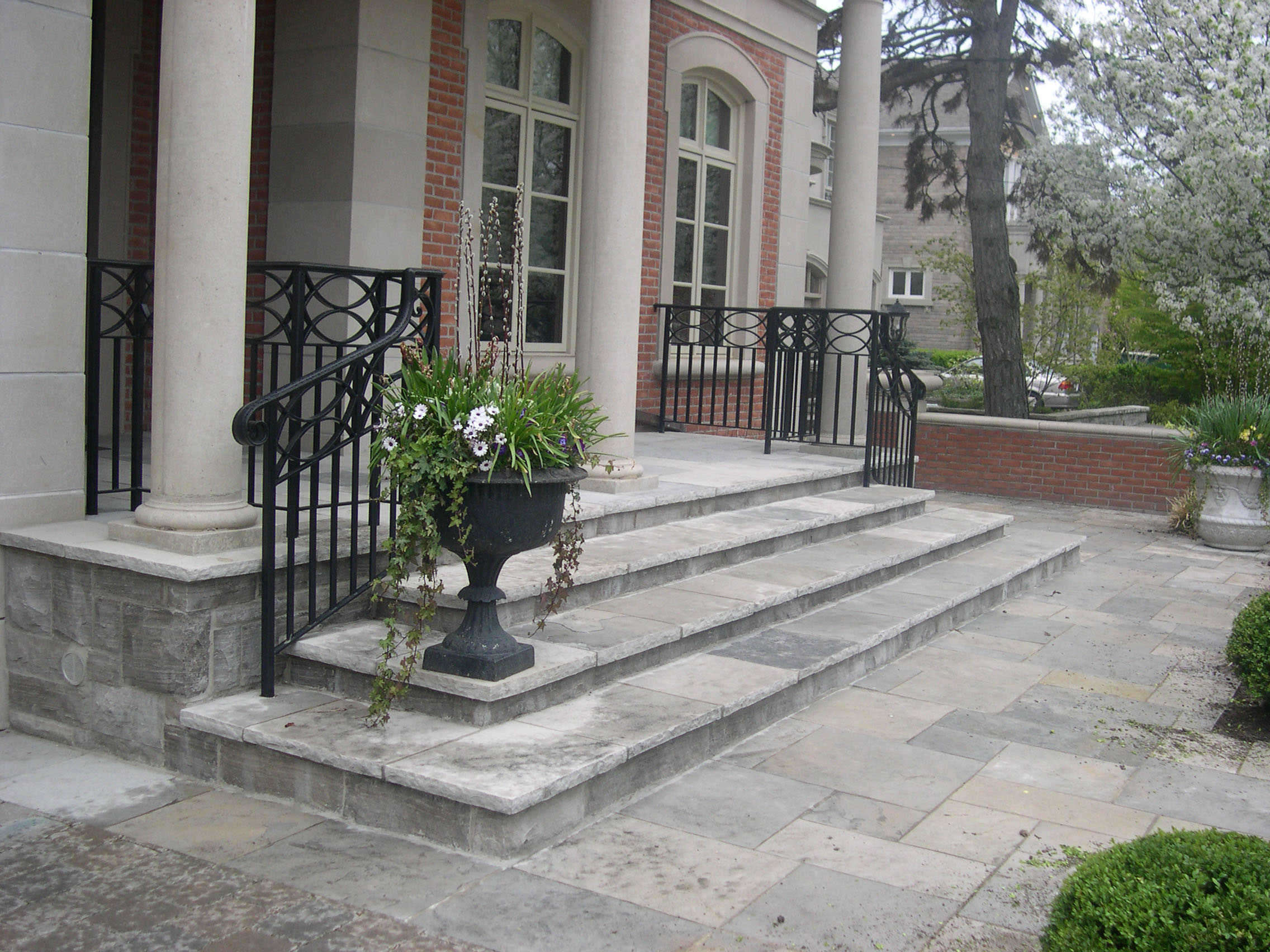 02 Arjay front steps.jpg