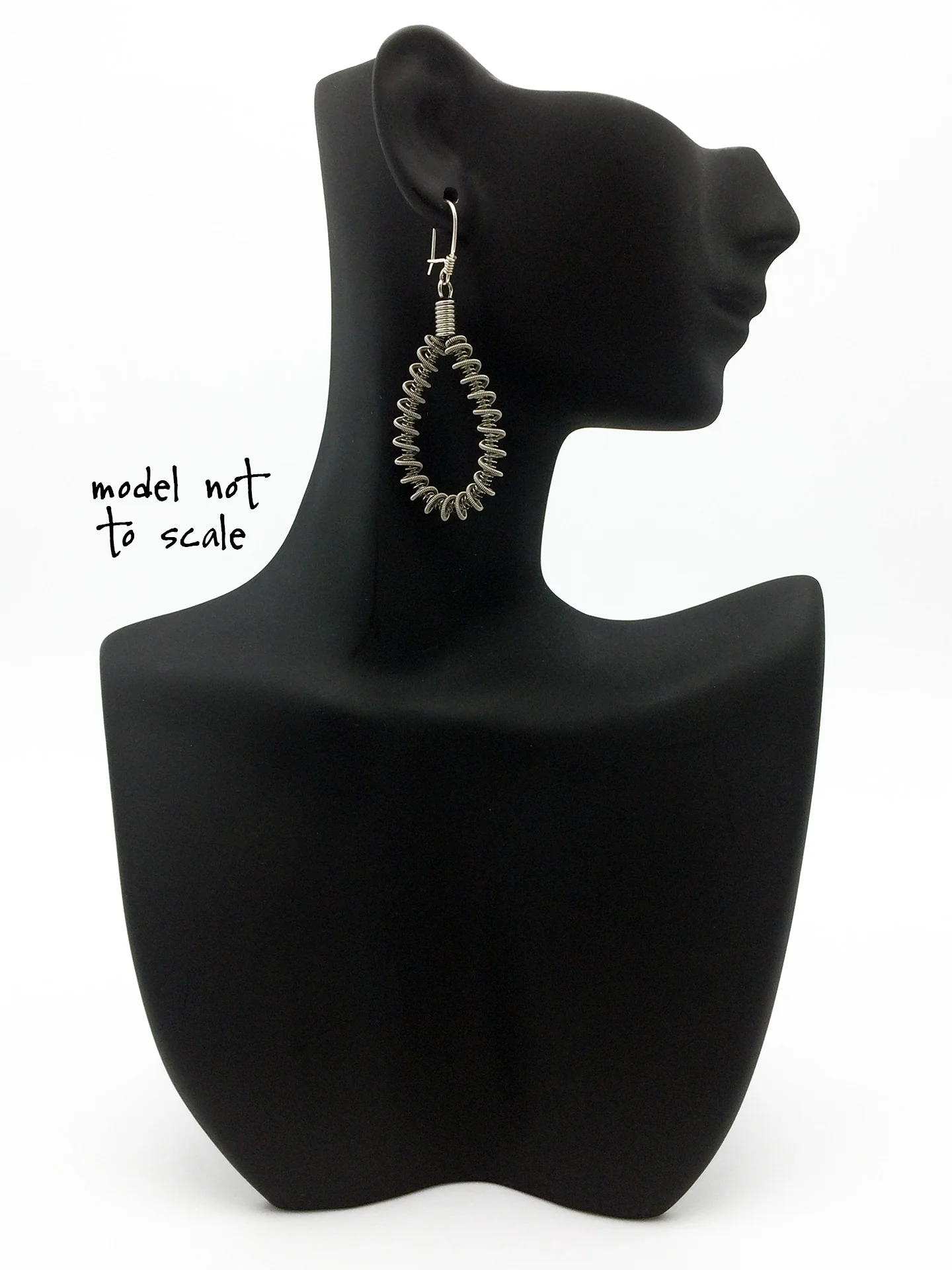 teardrop3-bust-anno-web.jpg