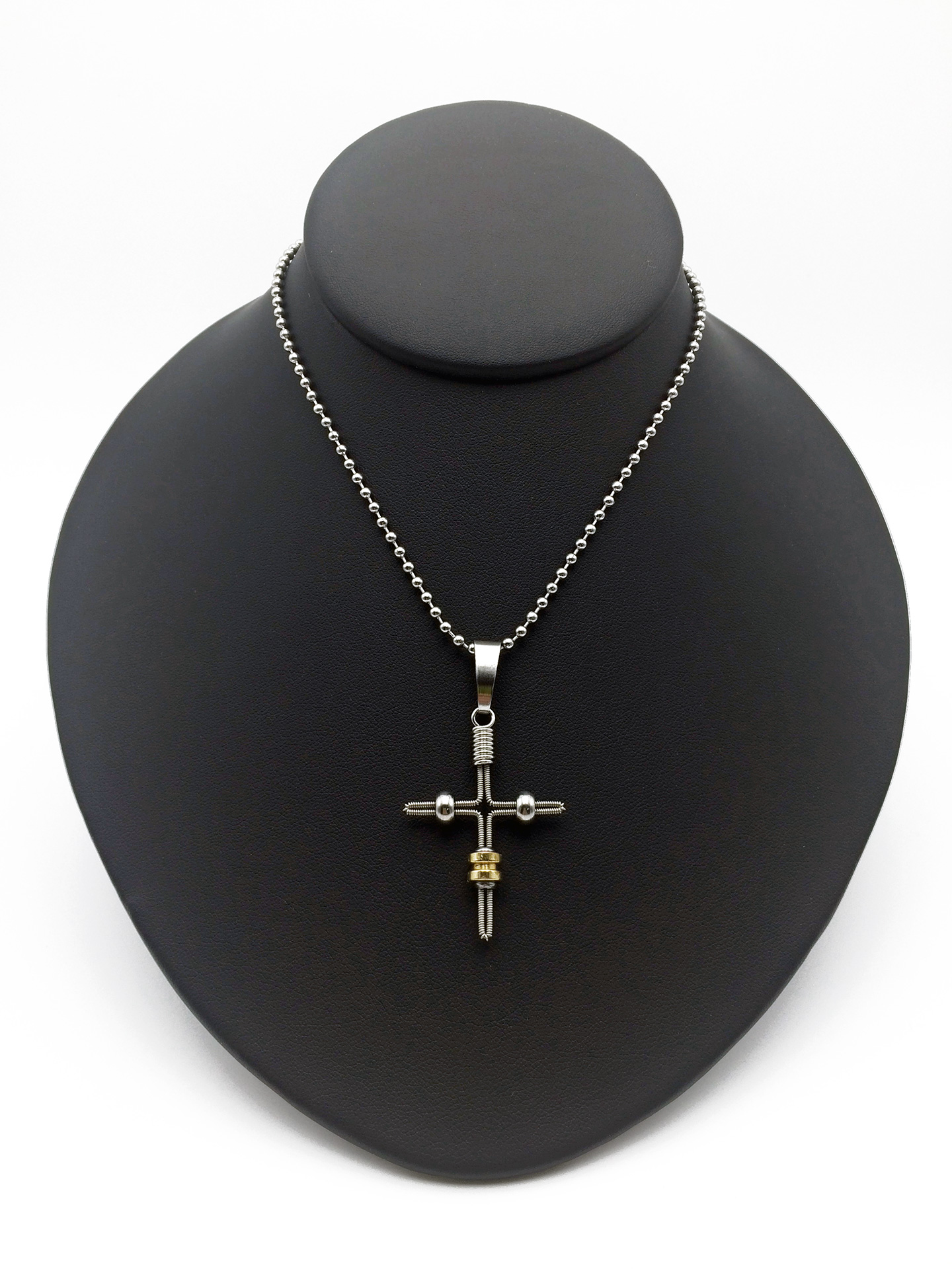 cross2-g-bust-web.jpg