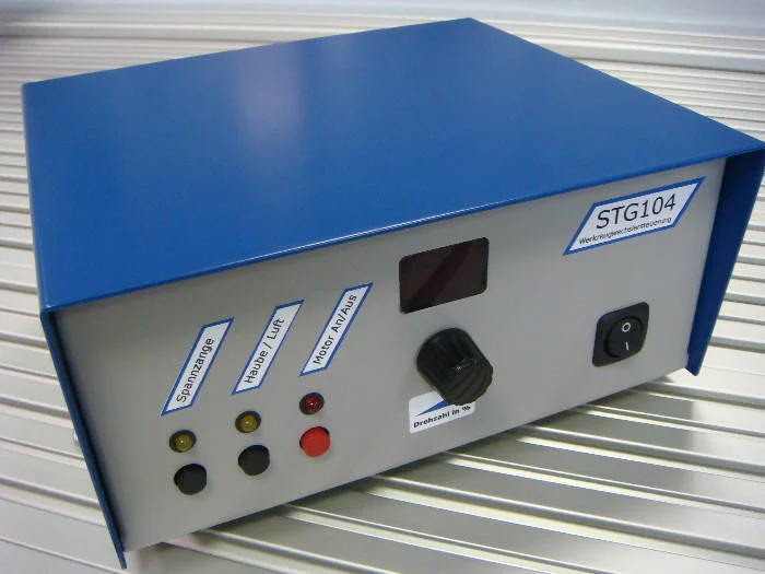 Tool change system STG104 controller, integrated pneumatic connections for dust cover and mollet with spindle inverter and speed control