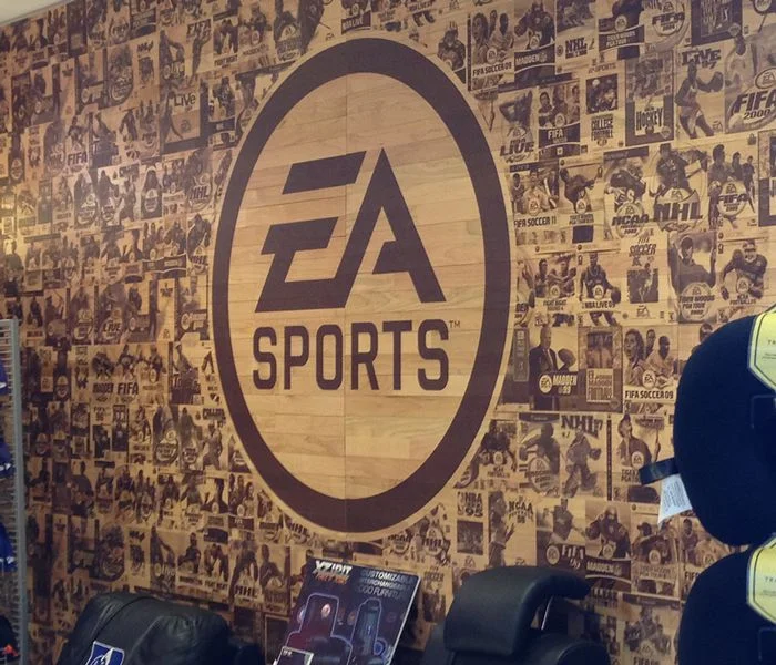 eaStore_wall.jpg