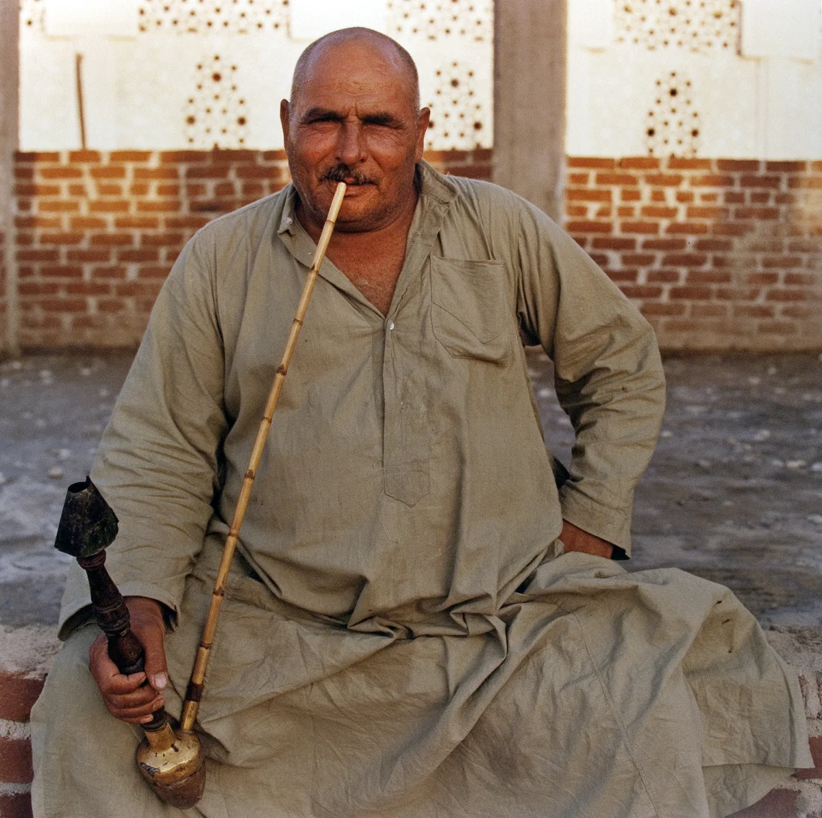 man with water pipe.jpg