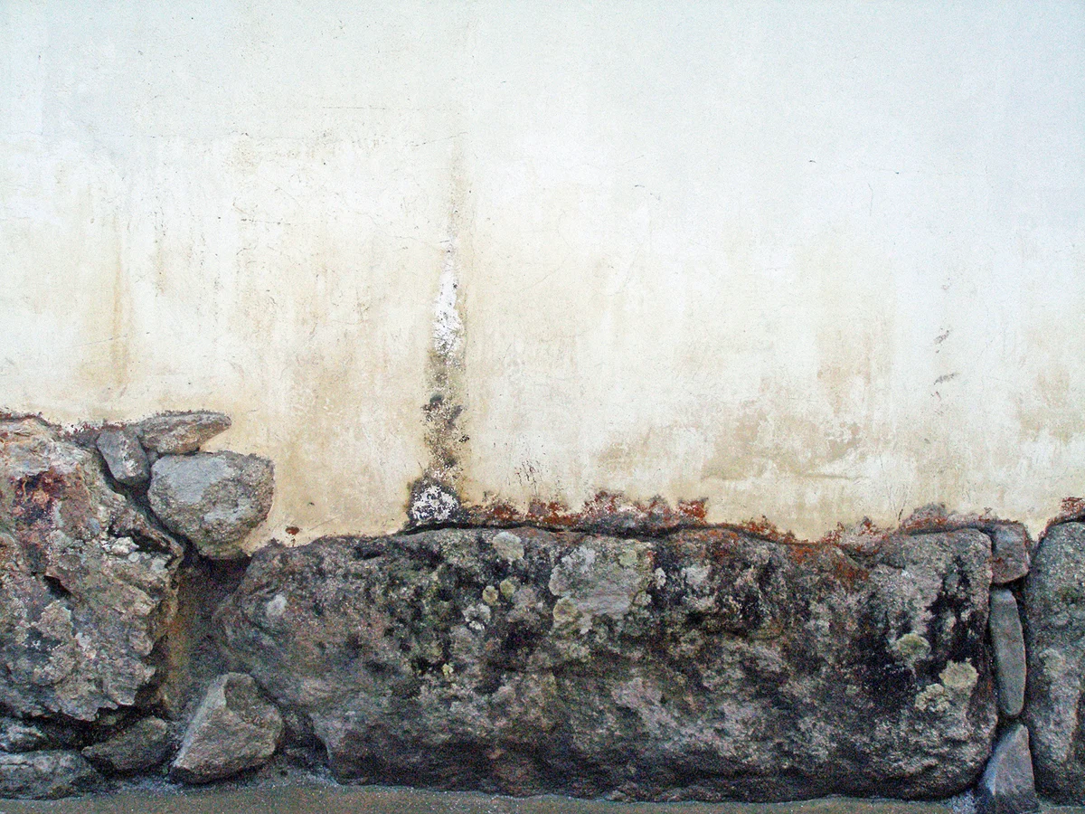 8.  white wall and stone base 2006 web.jpg