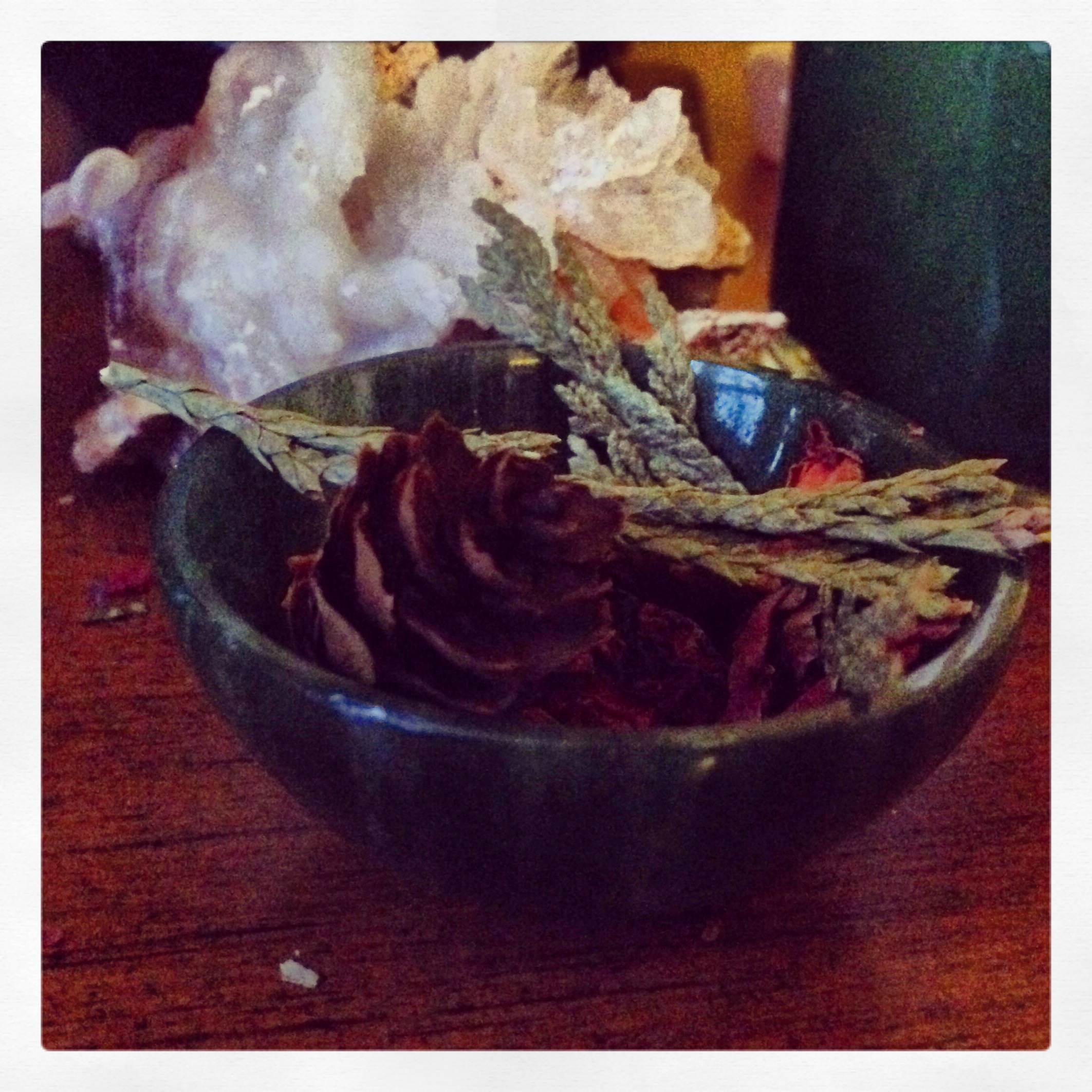  offering in a green aventurine bowl. 