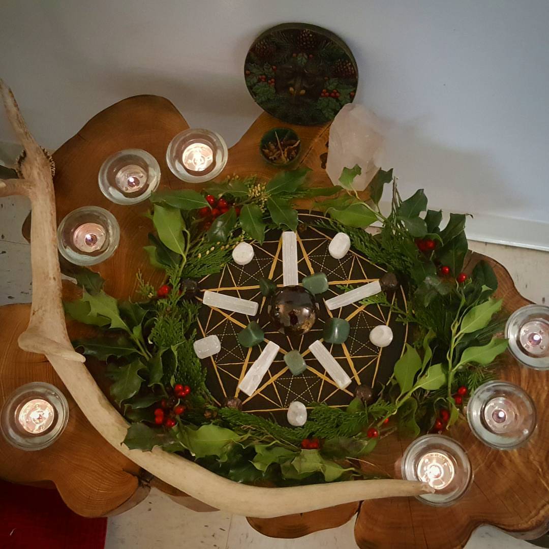  Winter Solstice altar with grid, selenite, garnet and green aventurine. 