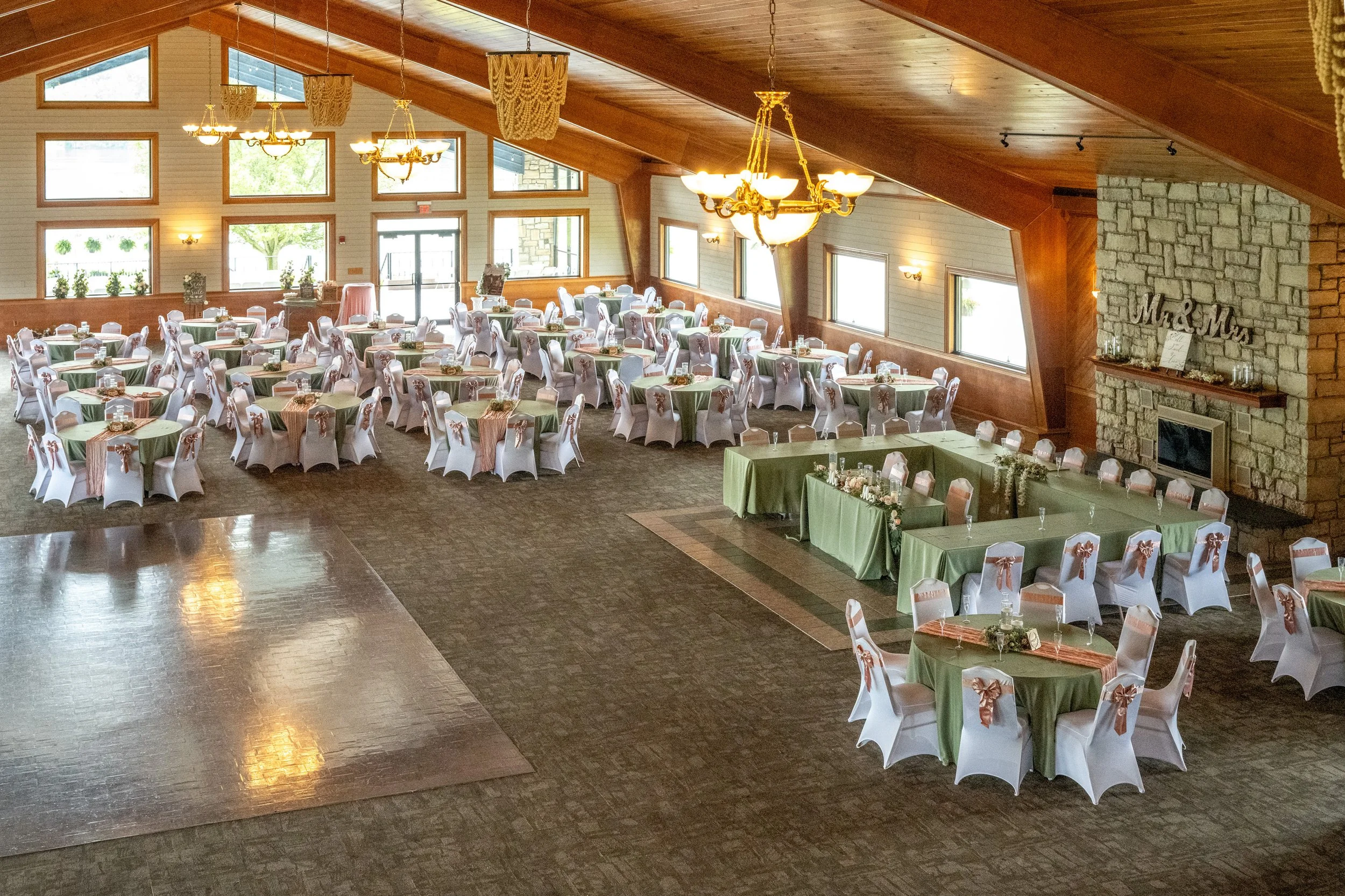 lake lyndsay reception hall