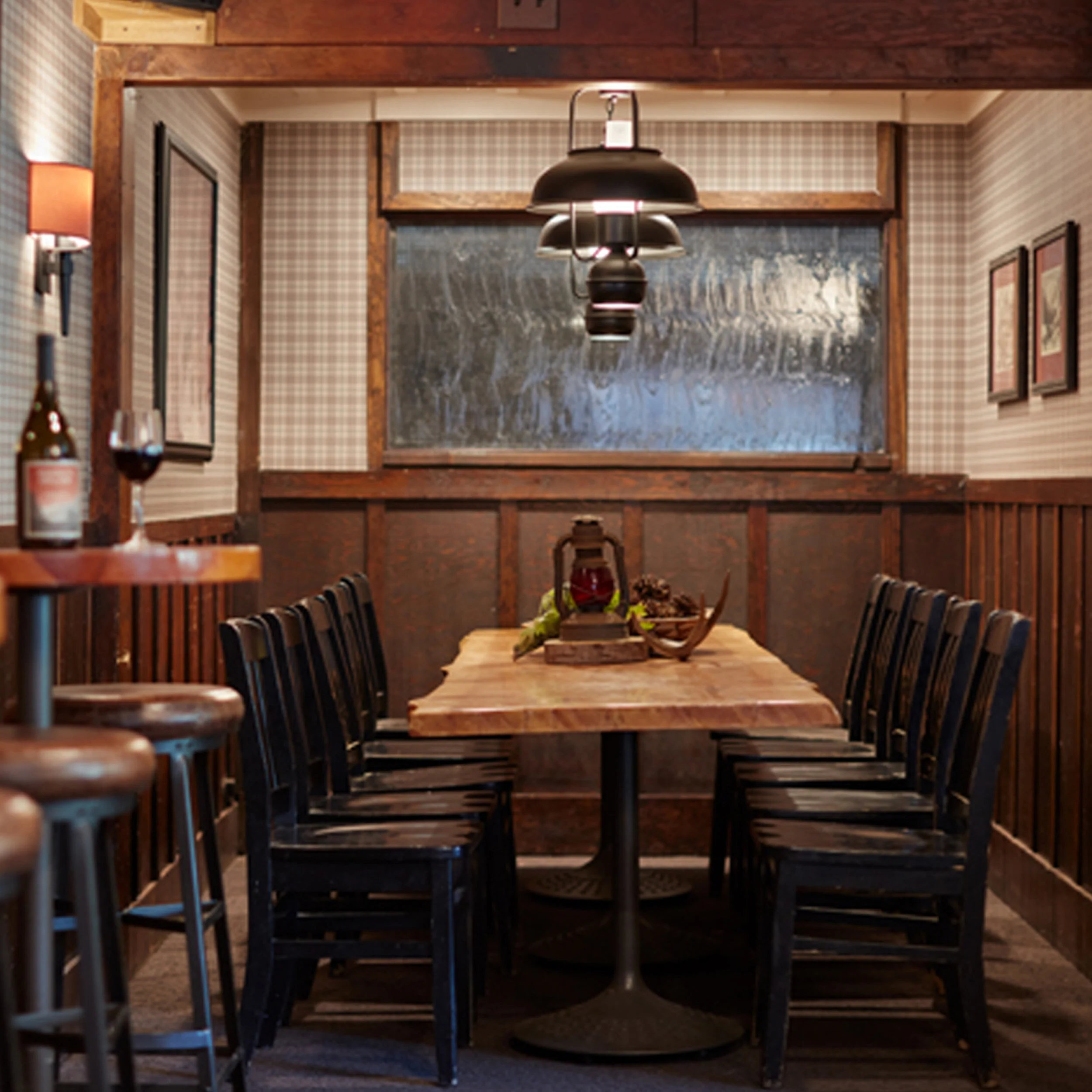 plaid wallpaper restaurant 