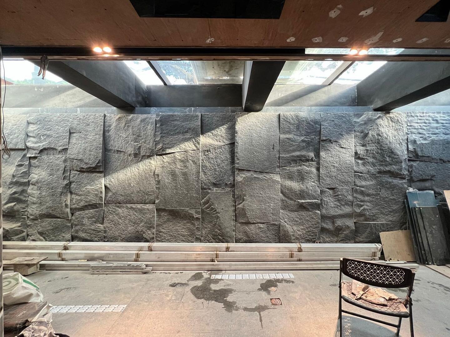 Some split granite we have been working on for garage feature wall in #A01416CCD residence. These split were individually mocked up and hand-shaped in the factory before installation. Loving the natural beauty! #A01inprogress #A01texture