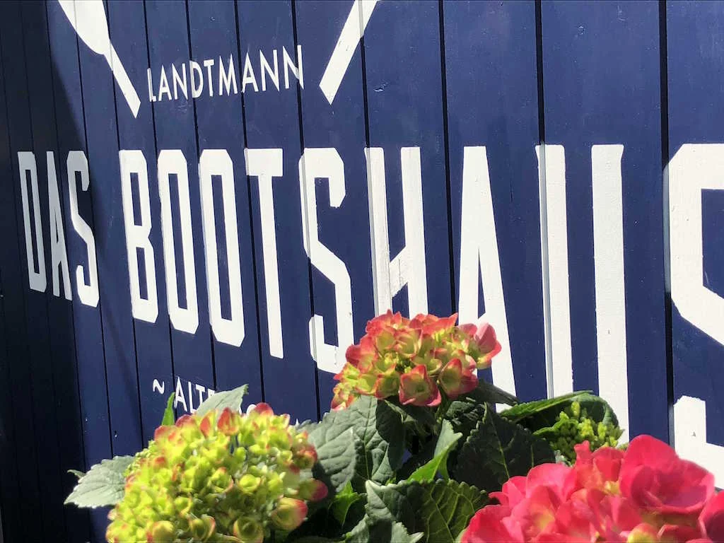 LANDTMANN BOOTSHAUS AN DER ALTEN DONAU