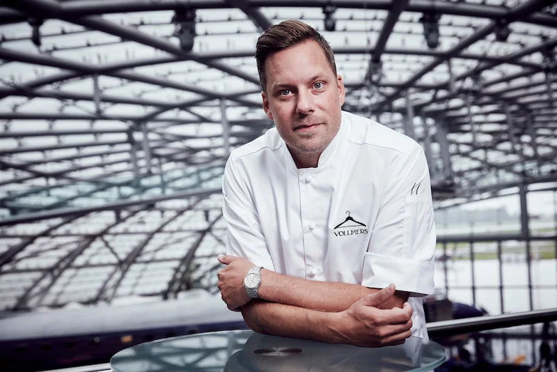 Starkoch Mats Vollmer Foto: © Helge Kirchberger / Red Bull Hangar-7