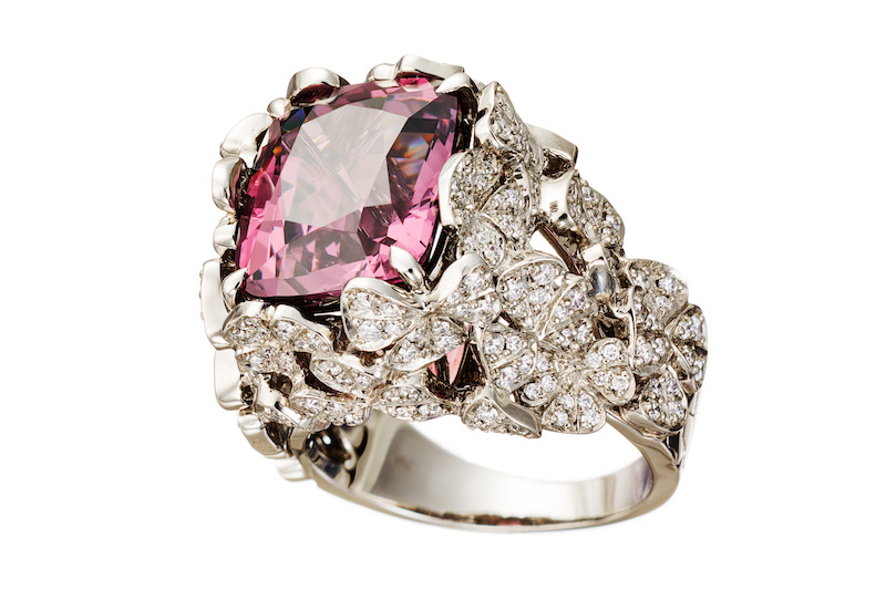 Quadrifoglio Ring Pink Spinel Fotos © AENEA, beigestellt