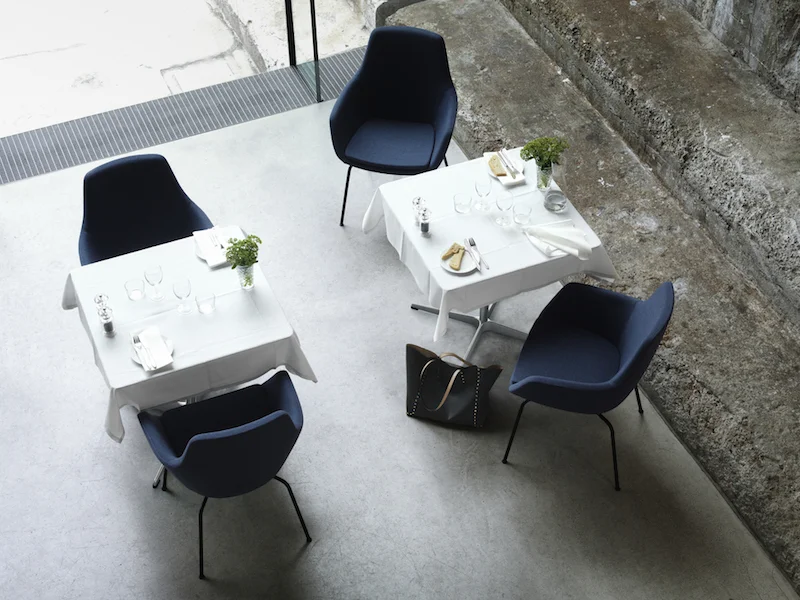 FRITZ HANSEN: LITTLE GIRAFFE