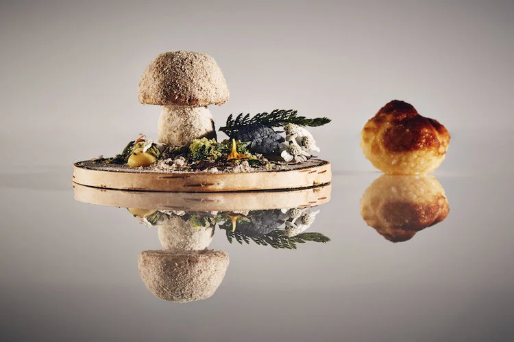 AURELIO'S  GOURMET RESTAURANT