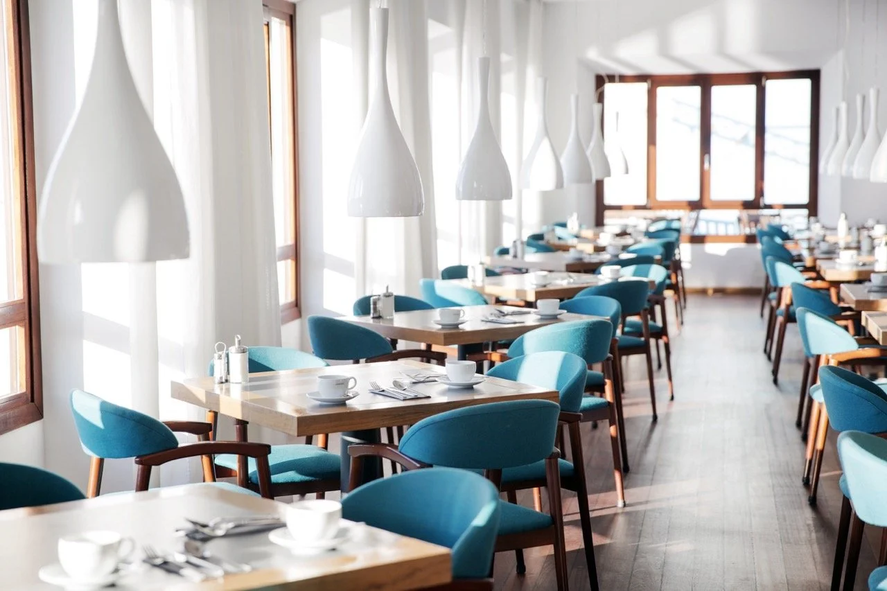 Groß (fruehstueckstische_hotel_esplendido (1)).jpeg