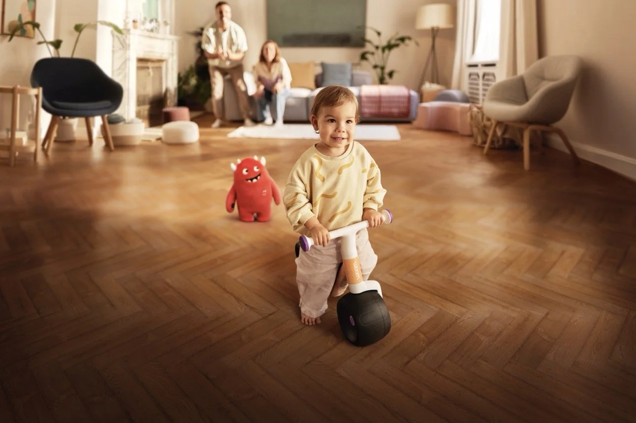 Groß (woom_WOW_Mood_KeyVisual_Final_16zu9_16bit_AdobeRGB).jpeg