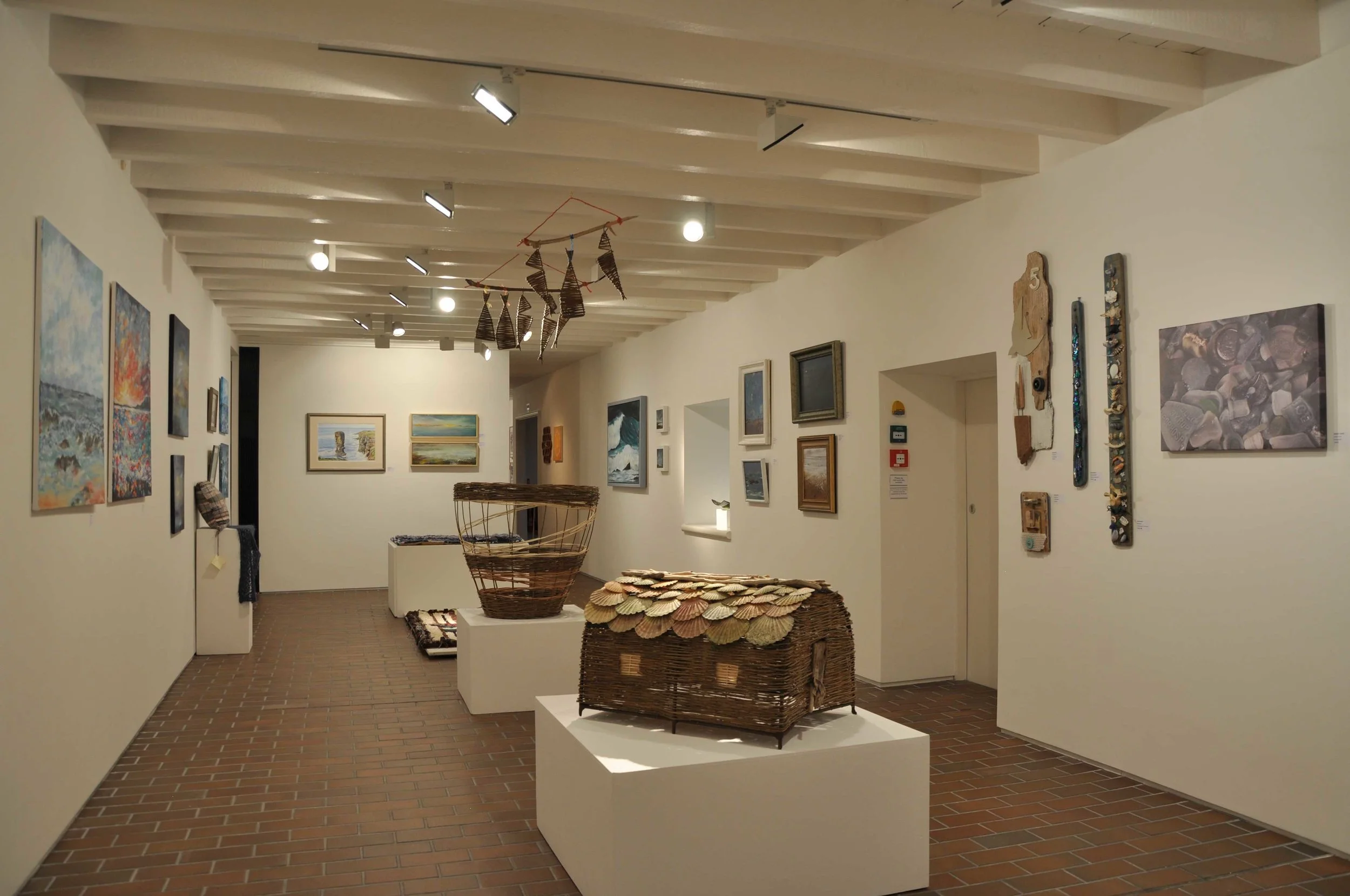Long-gallery-a.jpg